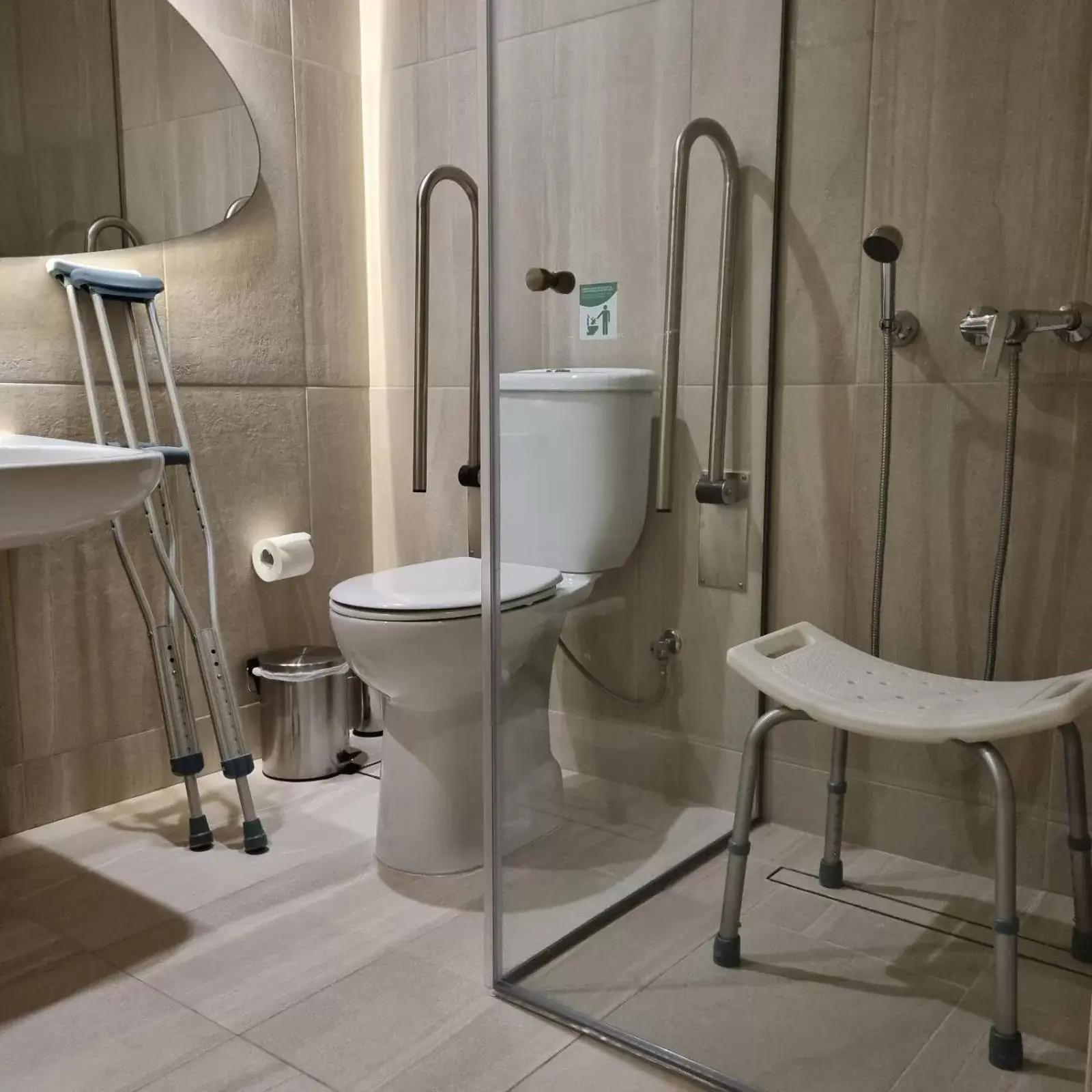 Facility for disabled guests, Bathroom in Green Suites Boutique Hotel