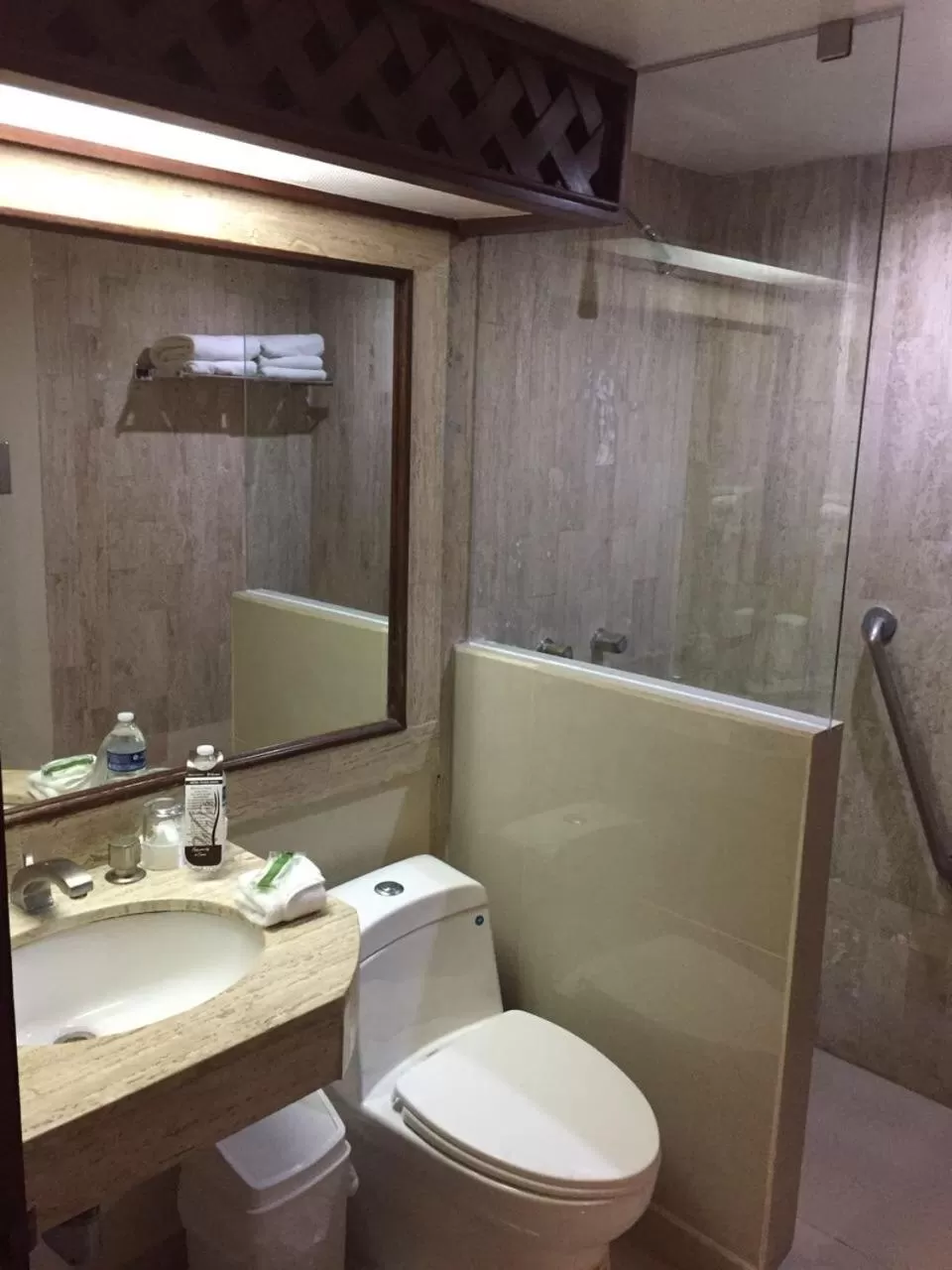 Double Room - Disability Access in Hotel Plaza Kokai Cancún