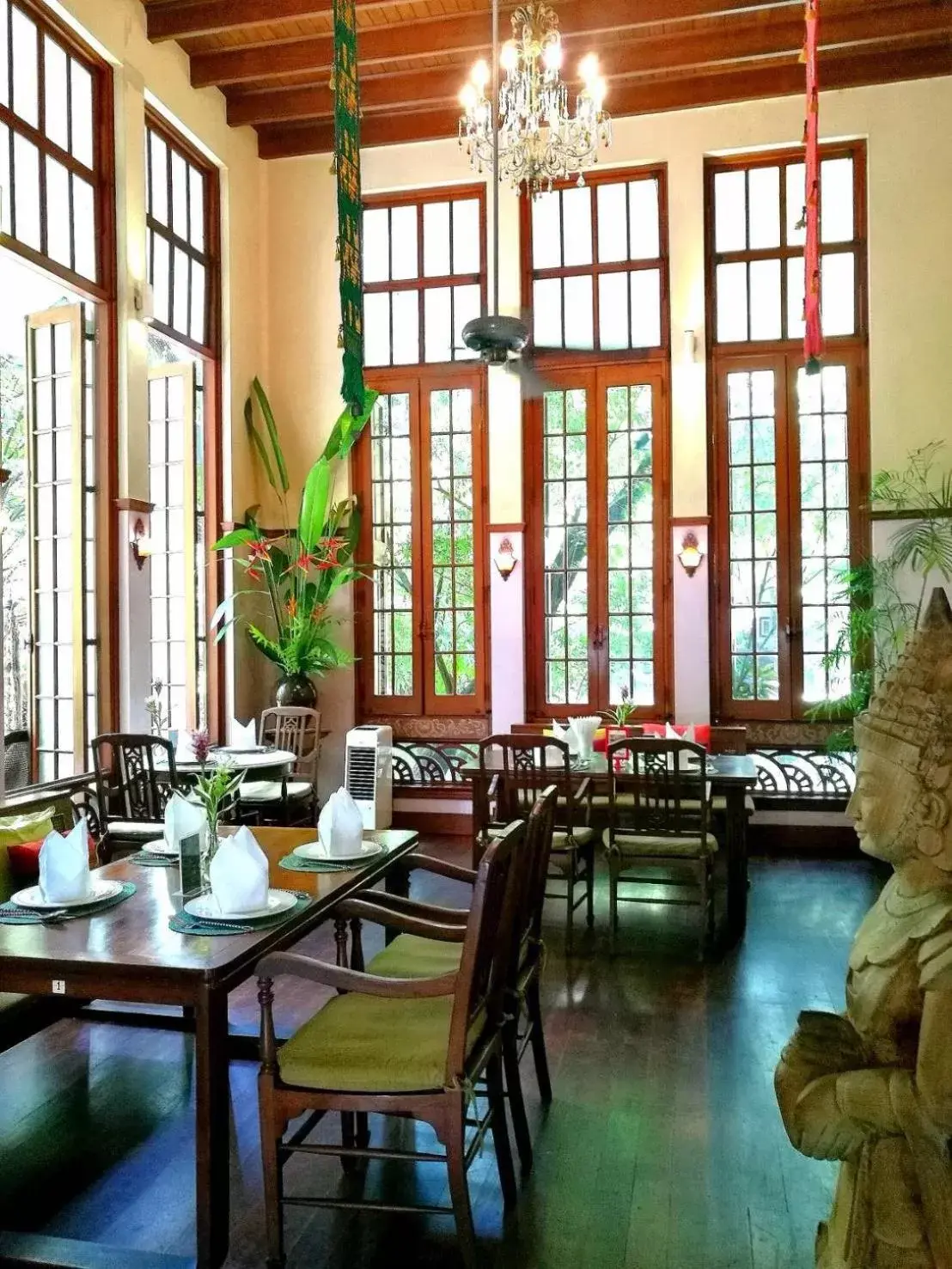 Restaurant/Places to Eat in Ariyasom Villa - SHA Extra Plus