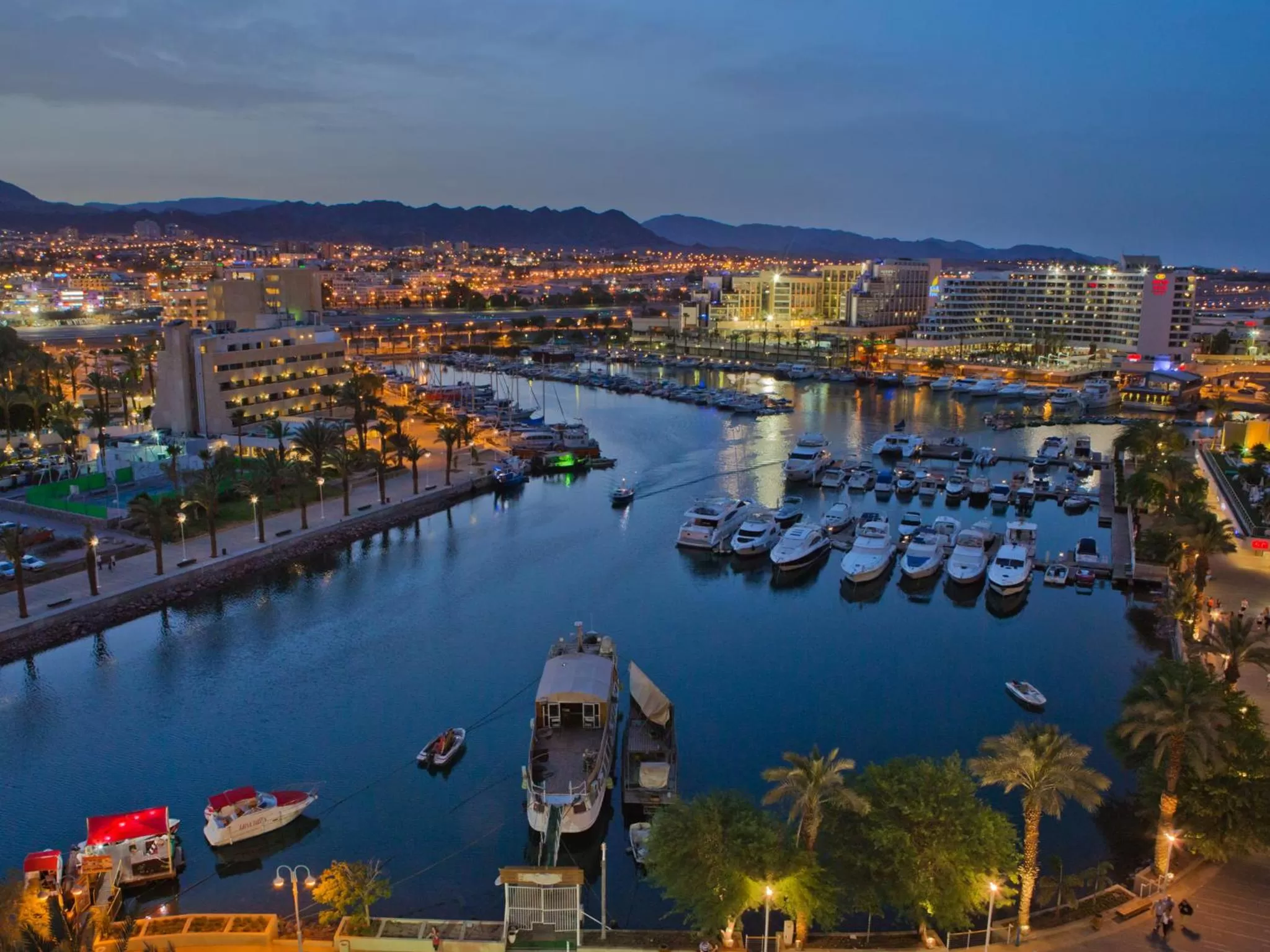 Area and facilities in Dan Panorama Eilat