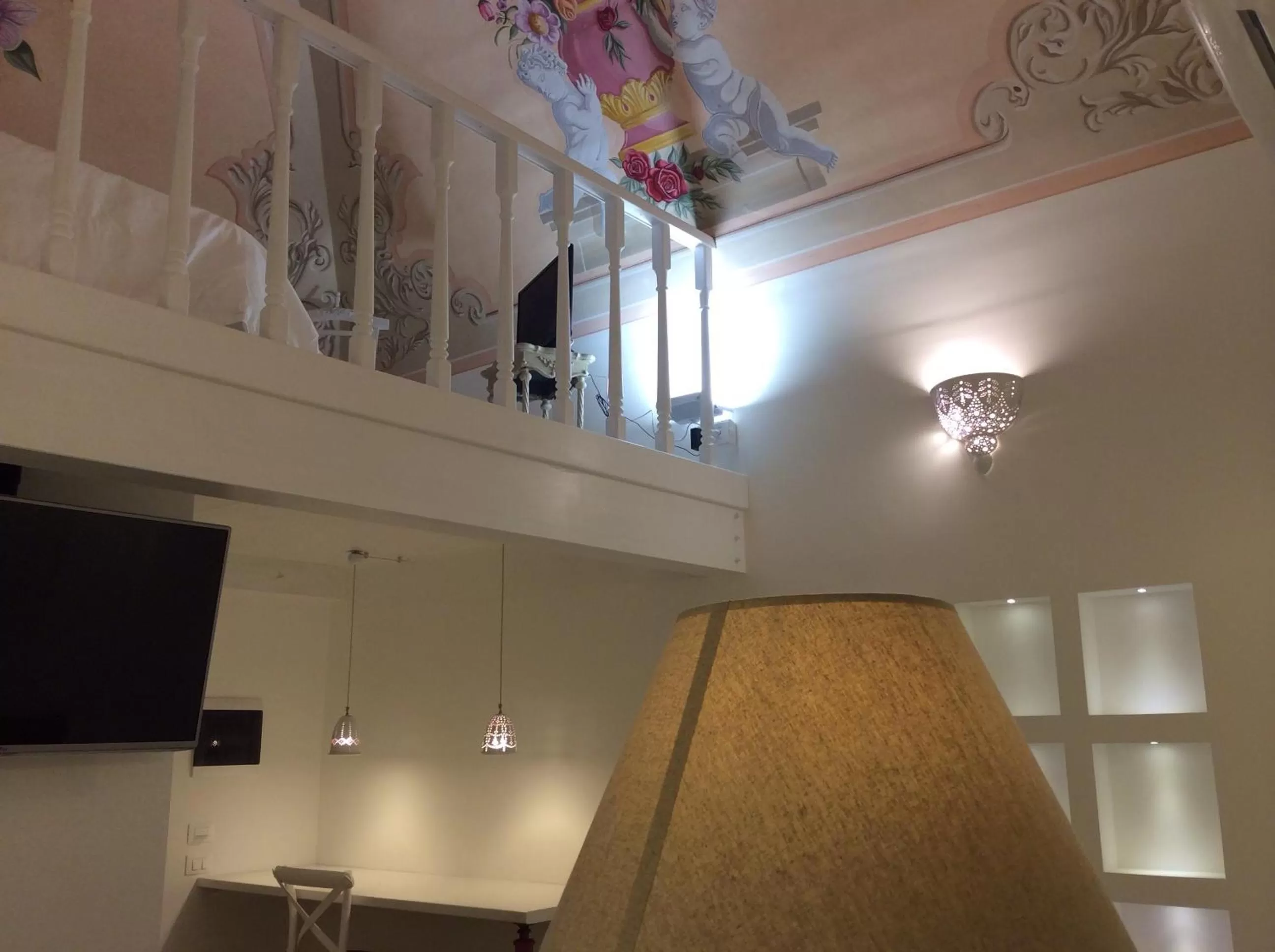 Photo of the whole room in Suite Le Perle