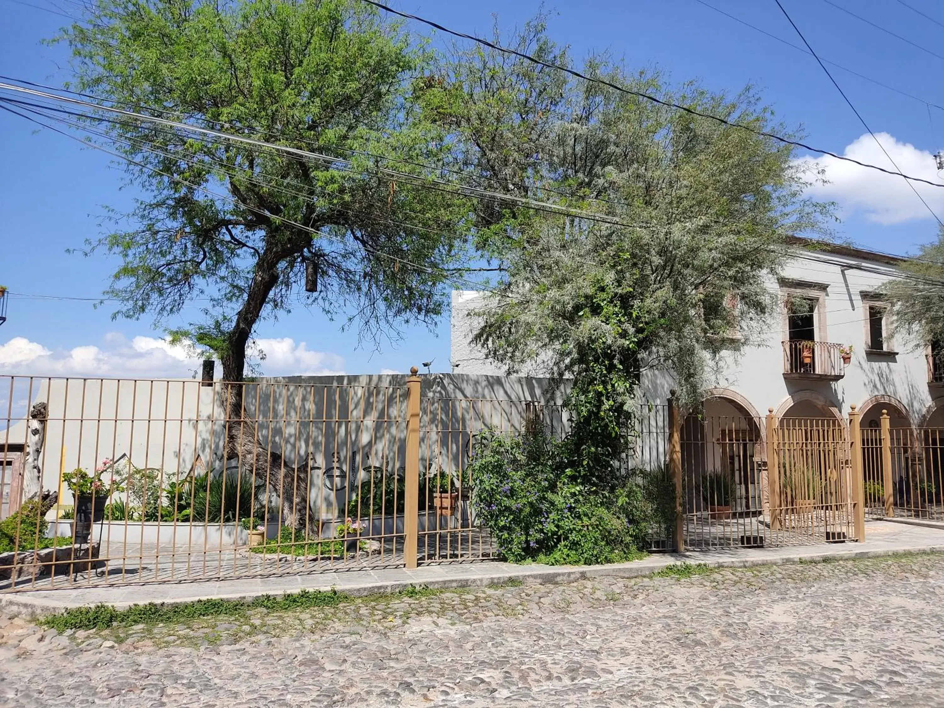 Property building in Casa Goyri San Miguel de Allende