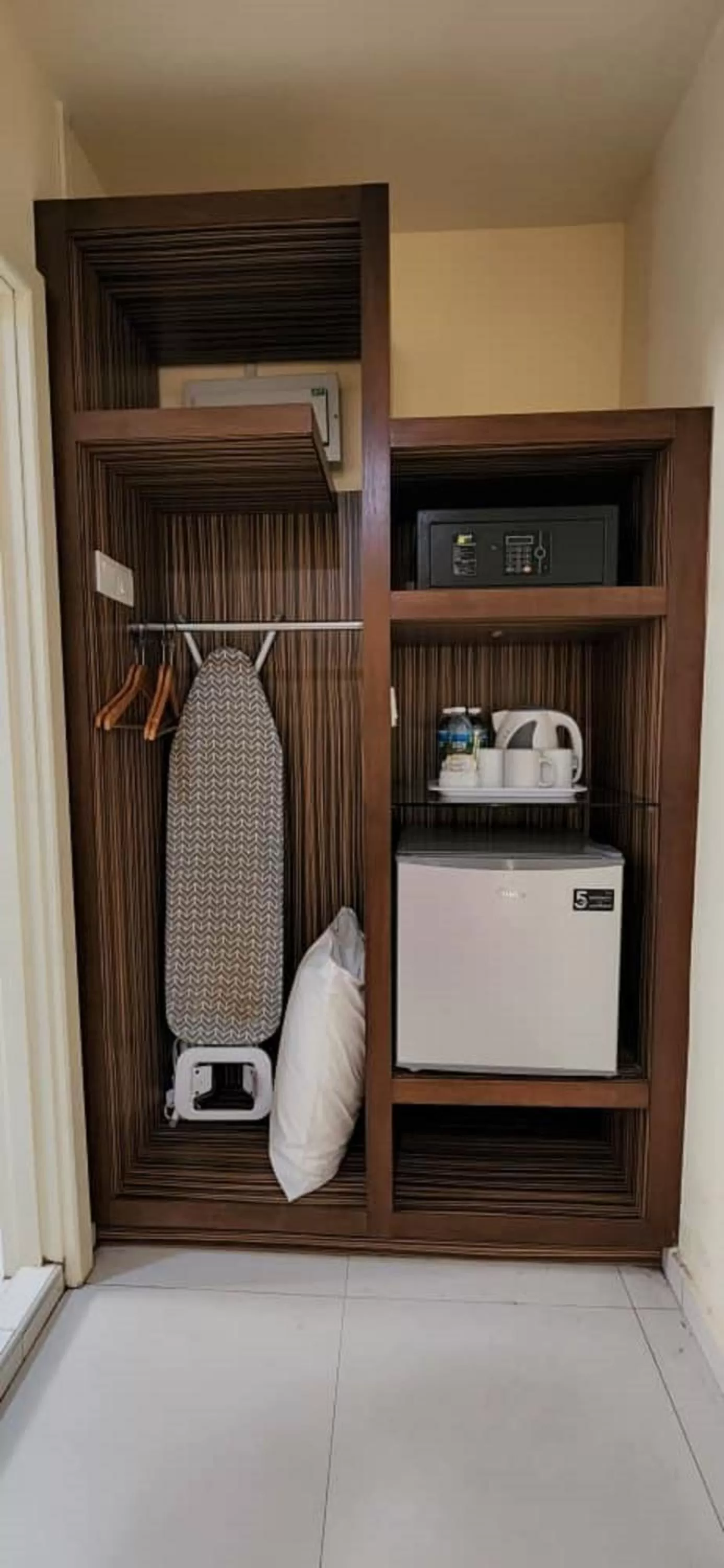 wardrobe in Hotel Sentral Kuantan @ Riverview City Centre