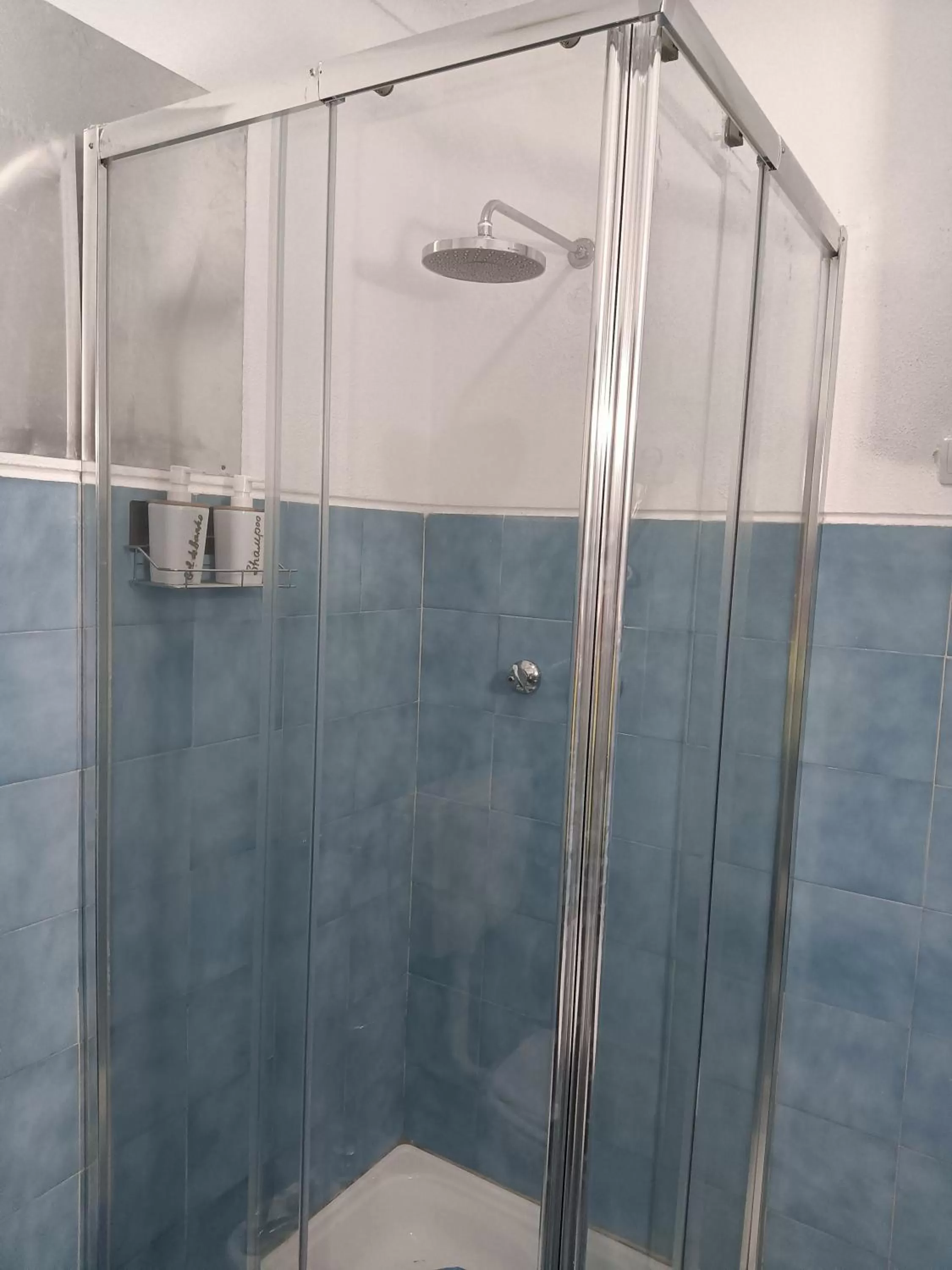 Bathroom in Alojamento Local Largo da Igreja