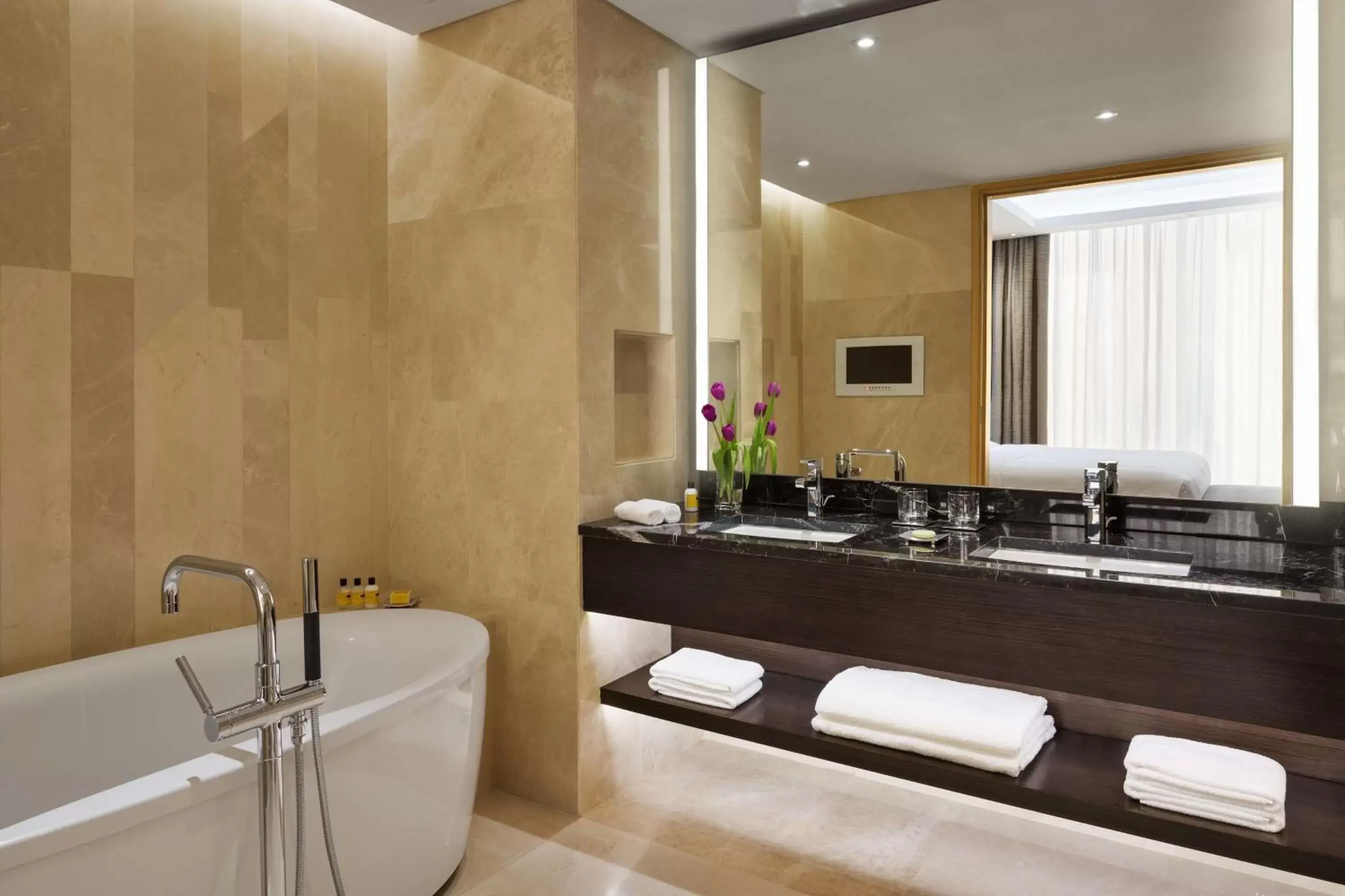 Photo of the whole room, Bathroom in Hyatt Regency Riyadh Olaya