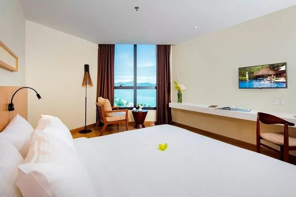 TV and multimedia in Starcity Hotel & Condotel Beachfront Nha Trang