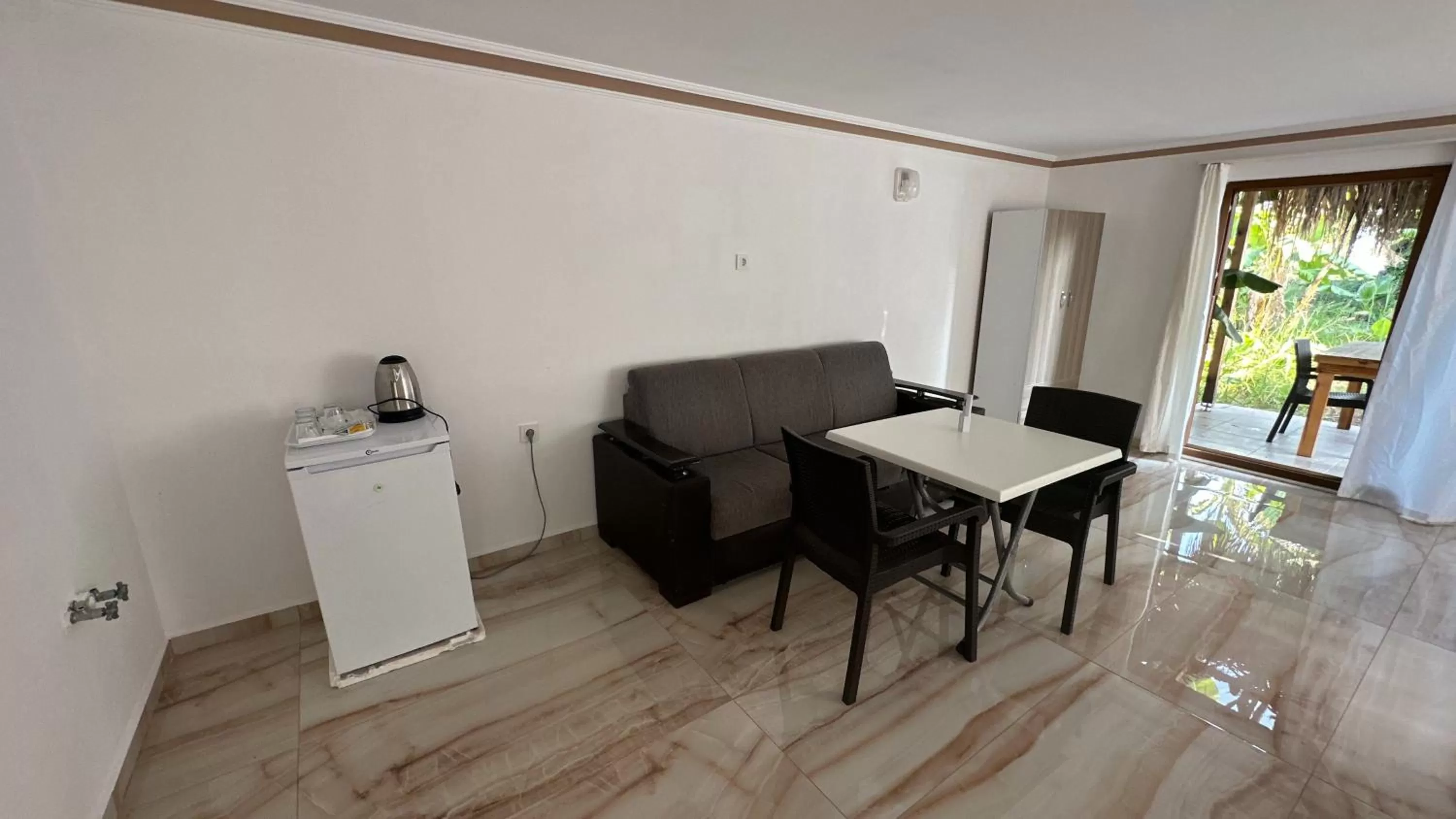 Dining Area in Kiriş Garden Hotel