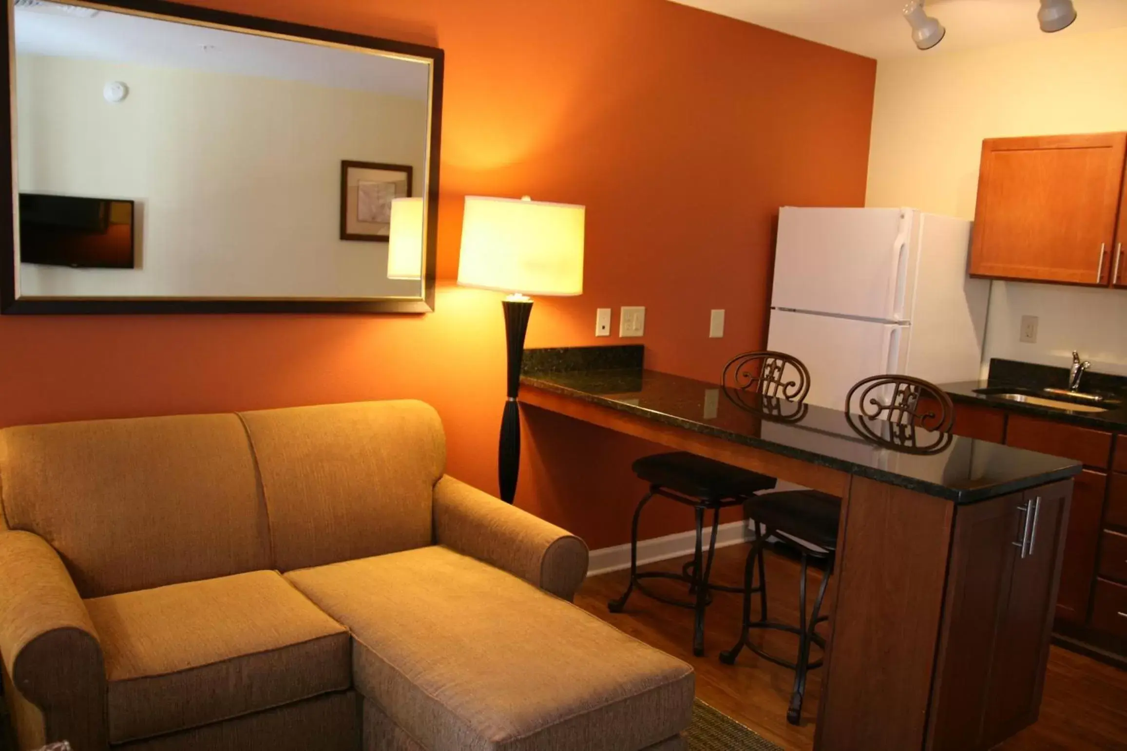 Kitchen or kitchenette, Seating Area in Affordable Suites - Fayetteville/Fort Bragg