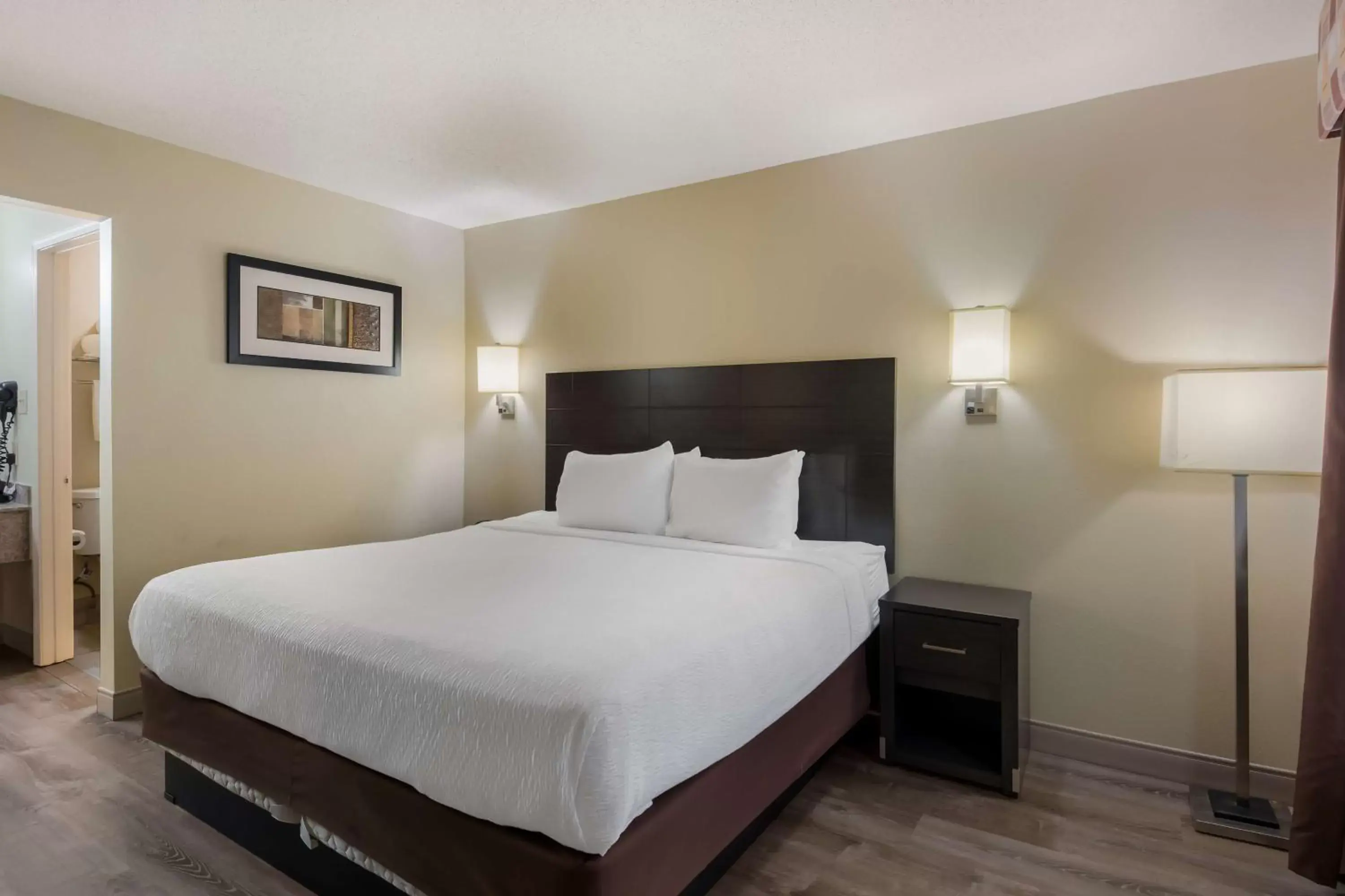 Bedroom, Bed in SureStay Plus Hotel by Best Western Jackson