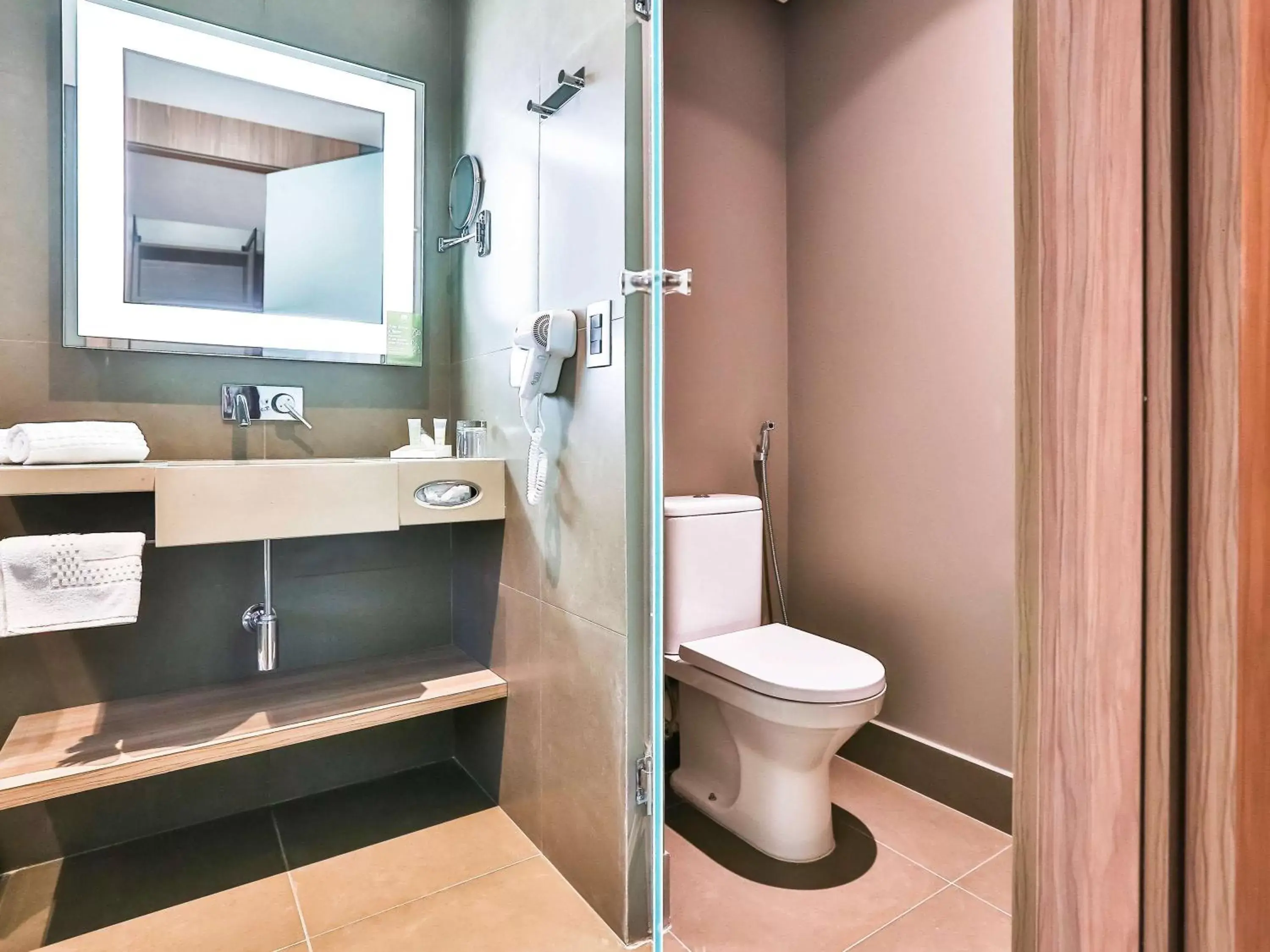 Bathroom in Novotel Sorocaba