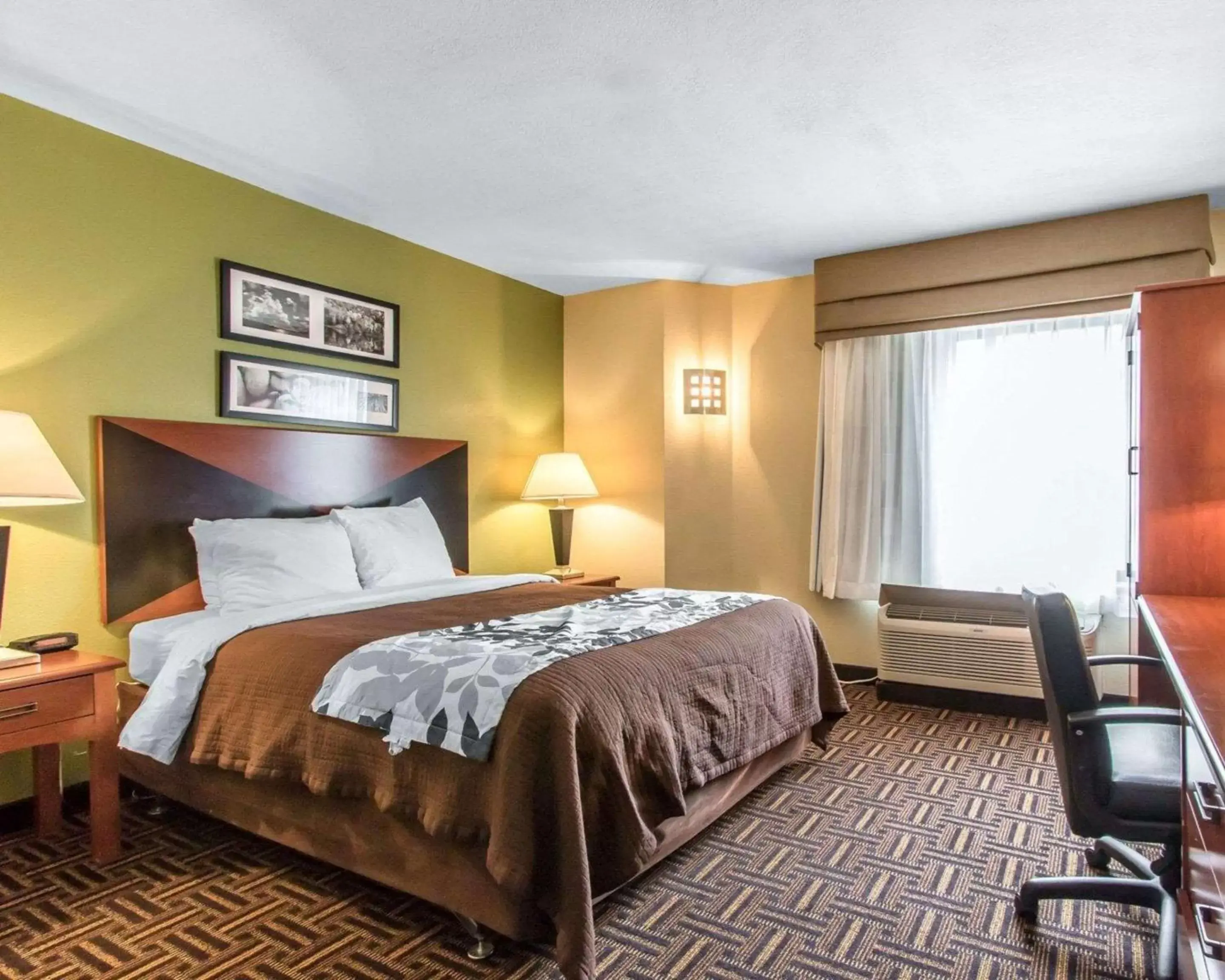 Photo of the whole room, Bed in The Douillet by Demeure Hotels Photo of the whole room, Bed in The Douillet by Demeure Hotels