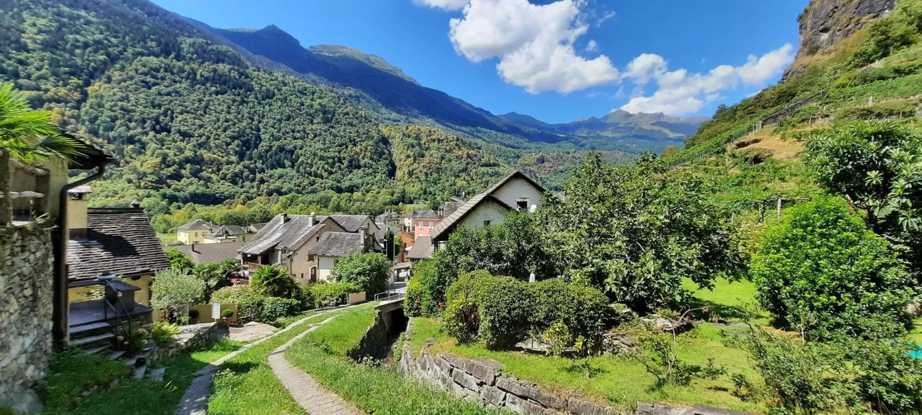 Nearby landmark, Bird's-eye View in CASA BELGERI