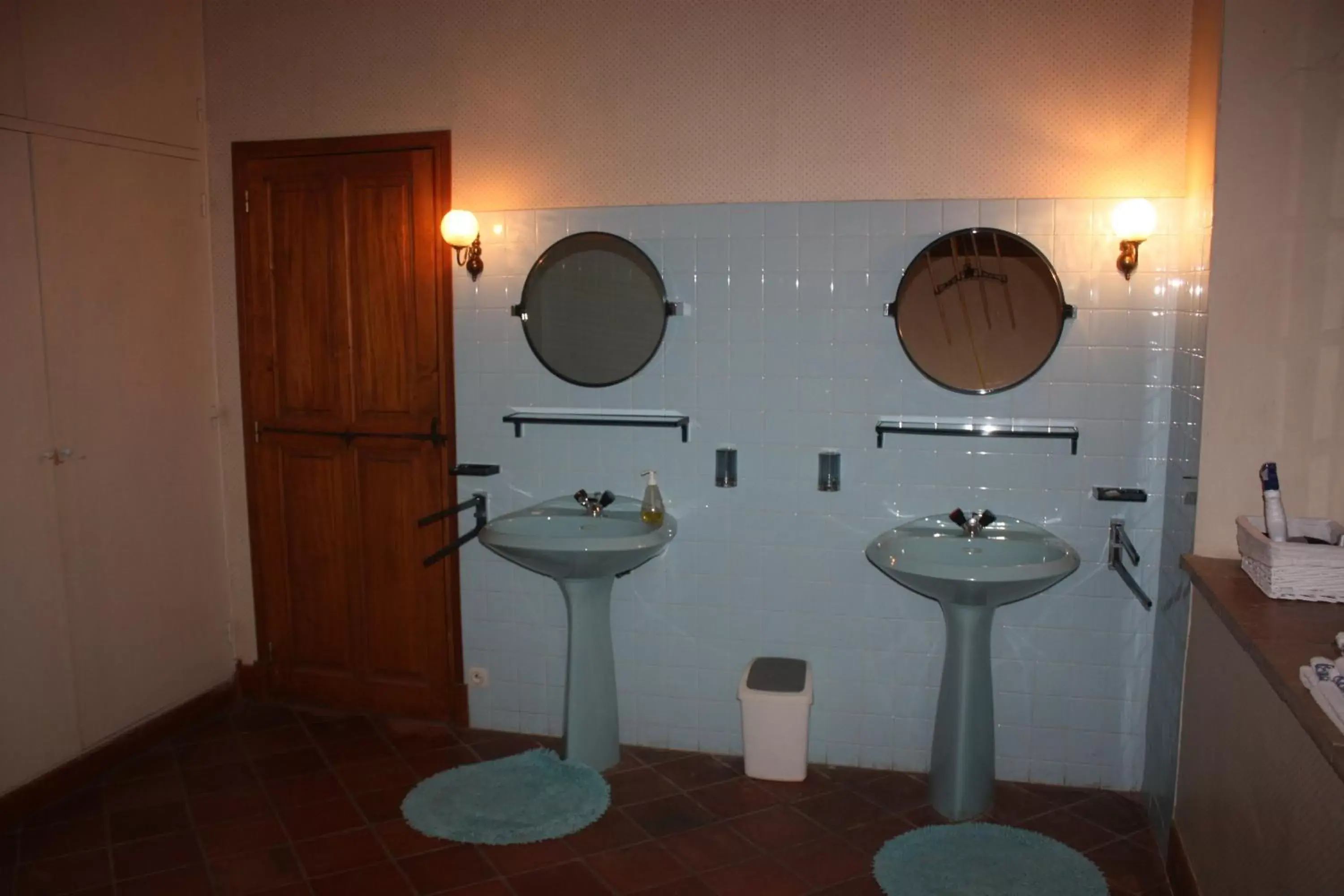 Bathroom in Presbytère de jonquiere