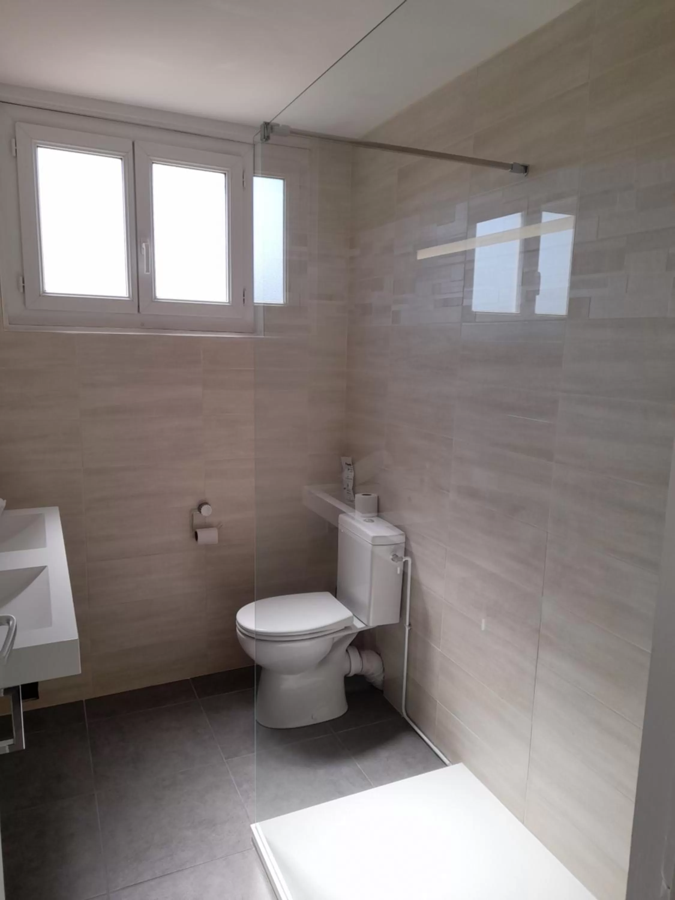 Contact Hotel de France