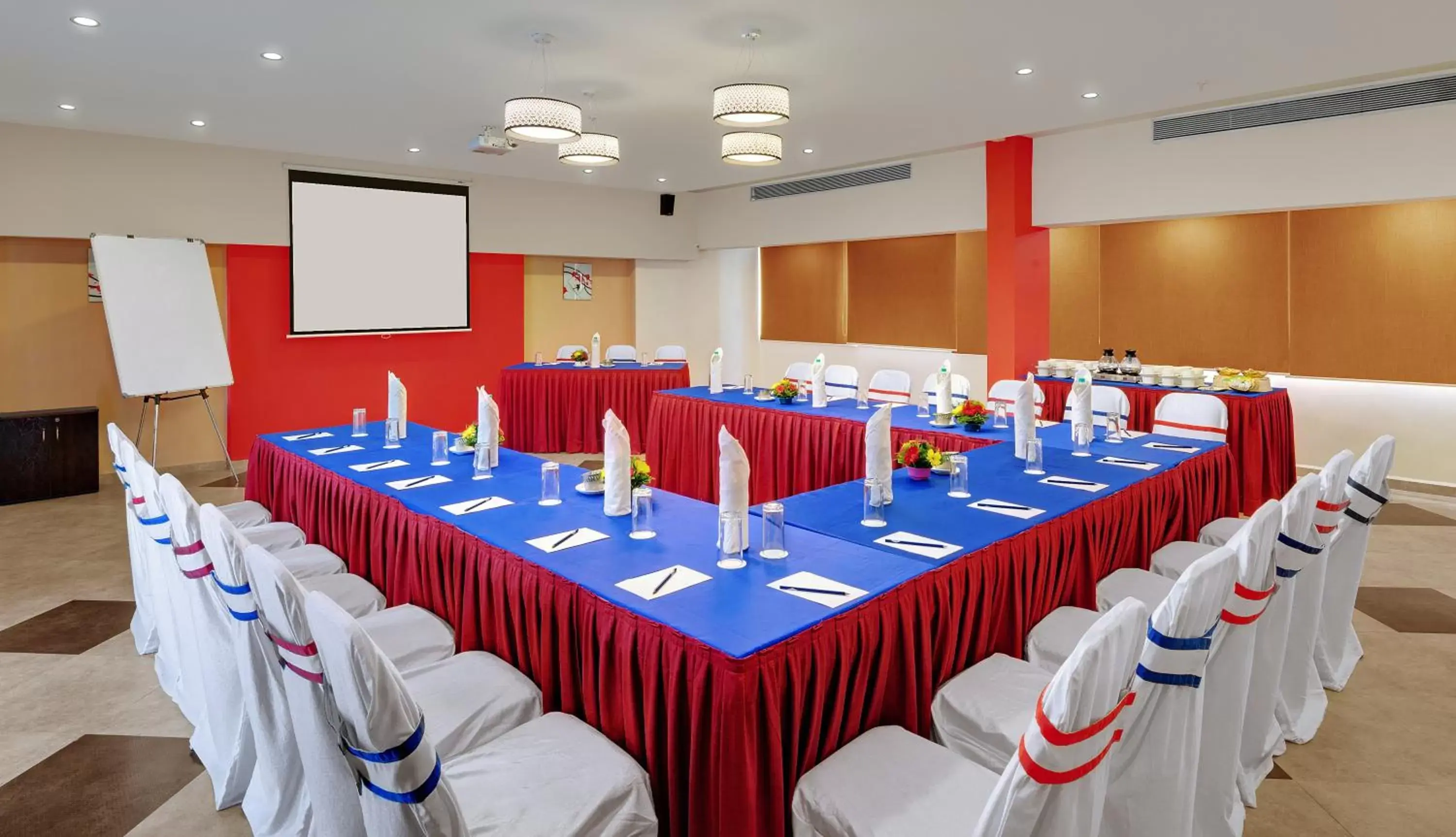 Banquet/Function facilities in Best Western Alkapuri