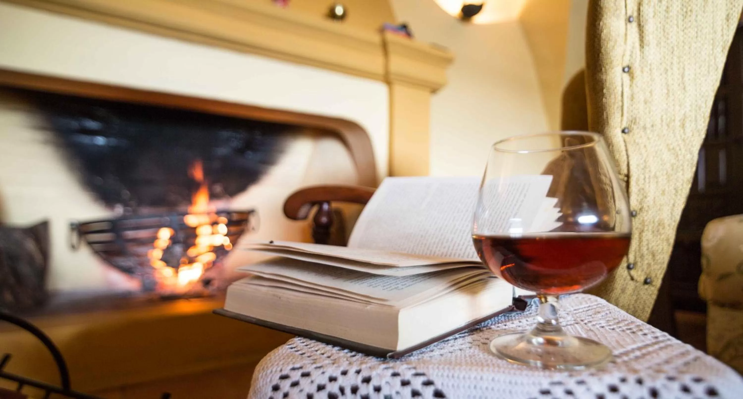 Library in Hacienda El Santiscal Adults Only