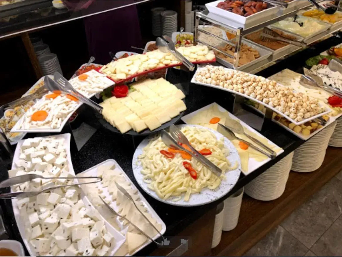 Food in Vespia Hotel