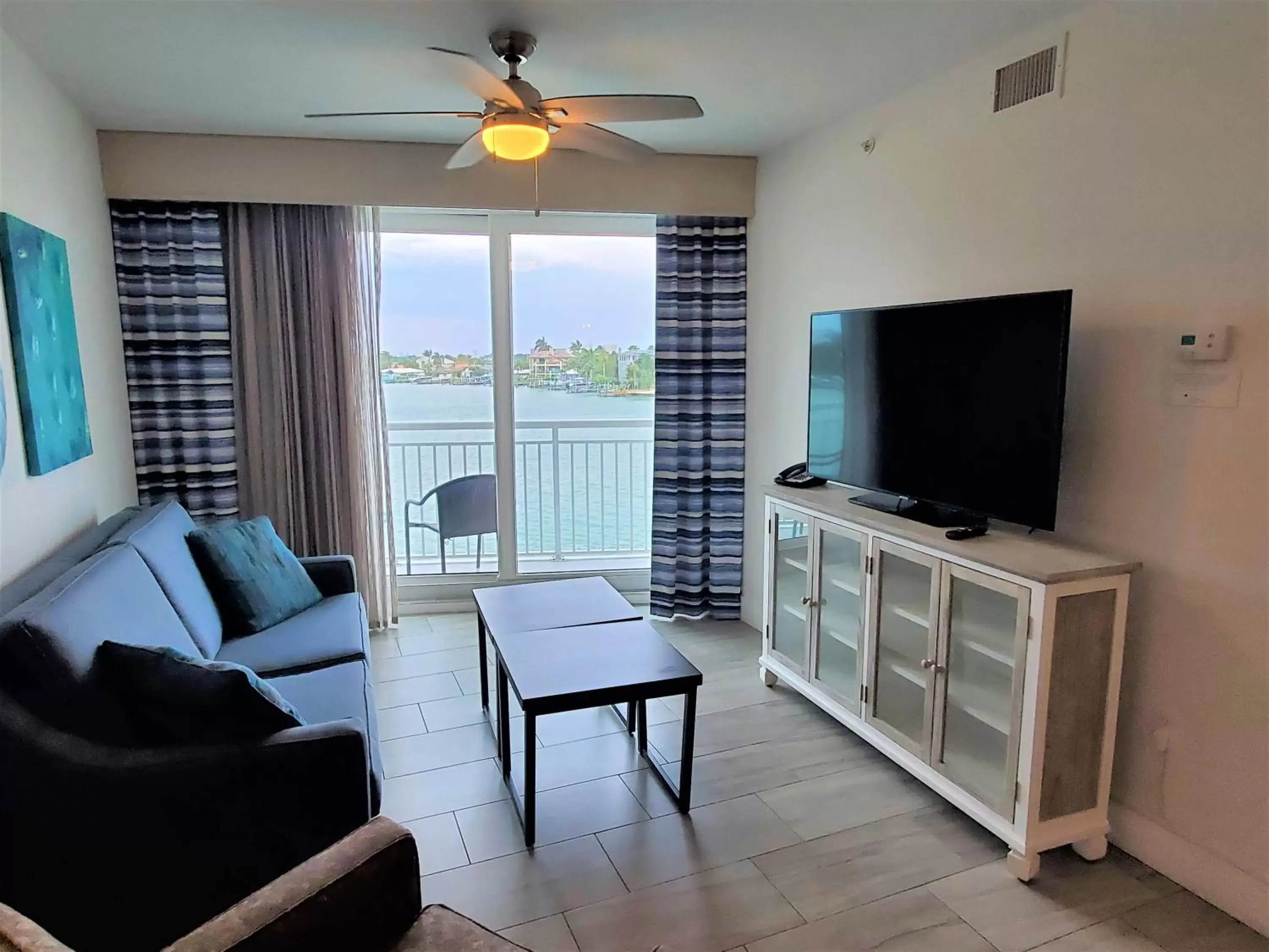 Living room, Seating Area in Provident Oceana Beachfront Suites