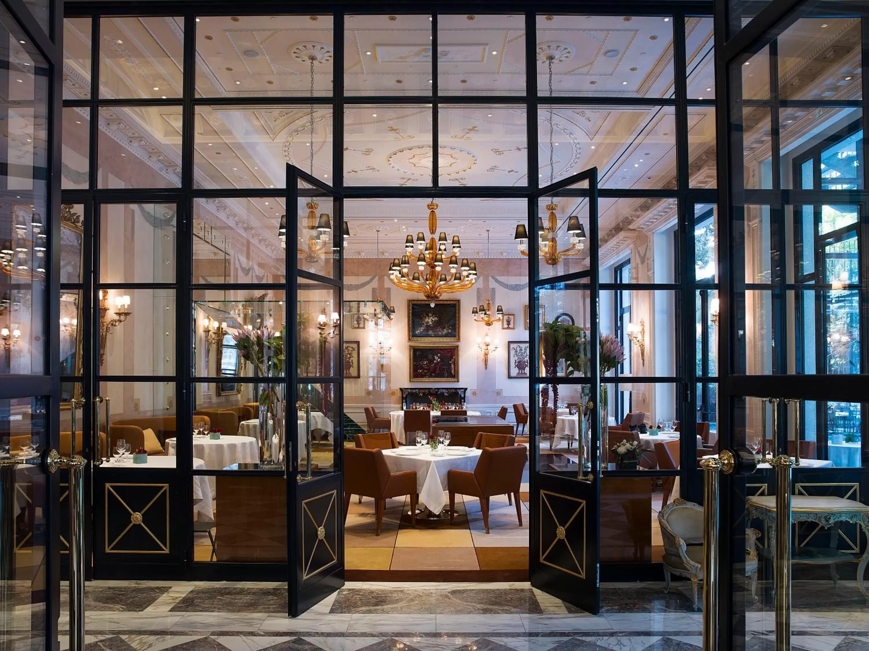 Facade/entrance, Restaurant/Places to Eat in Palazzo Parigi Hotel & Grand Spa - LHW