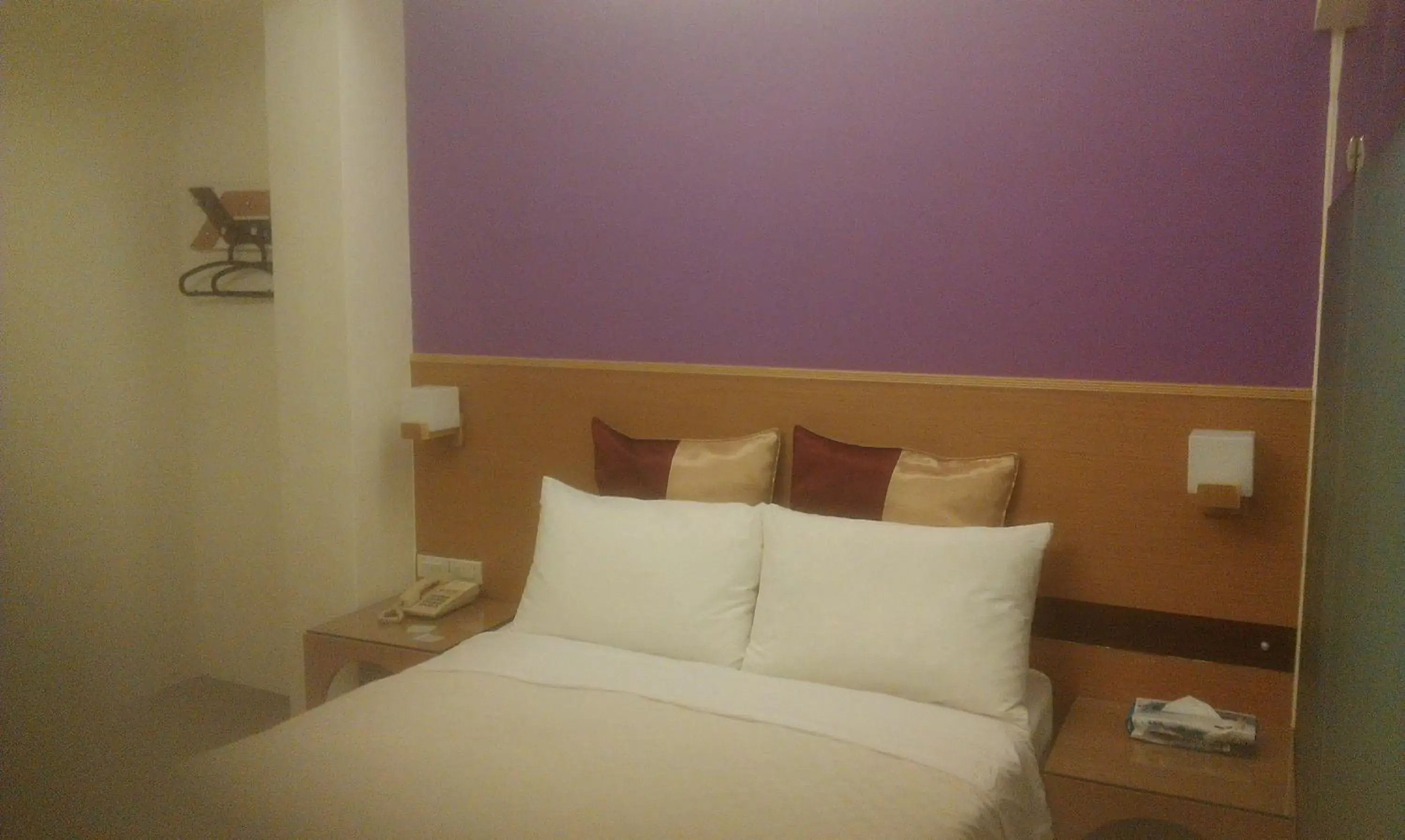 Bedroom, Bed in 紫園旅社Purple Garden Hotel