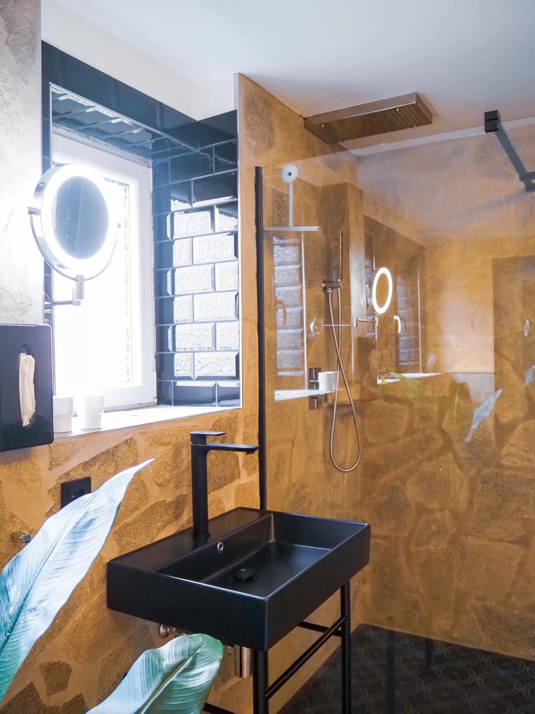 Toilet, Bathroom in Sauna & Whirlpool - ALPENLIEBE APARTments