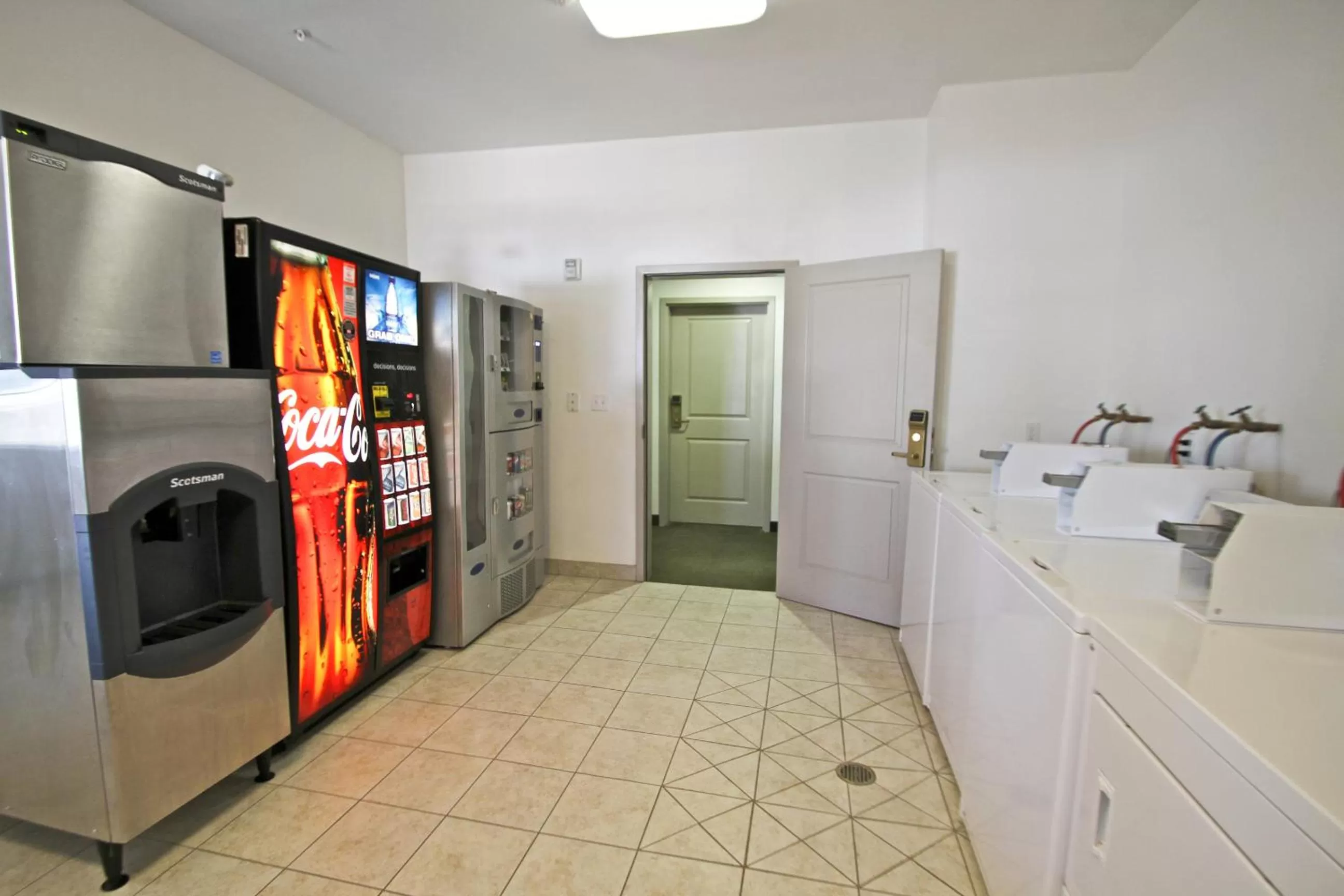 Other in Studio 6-Bakersfield, CA