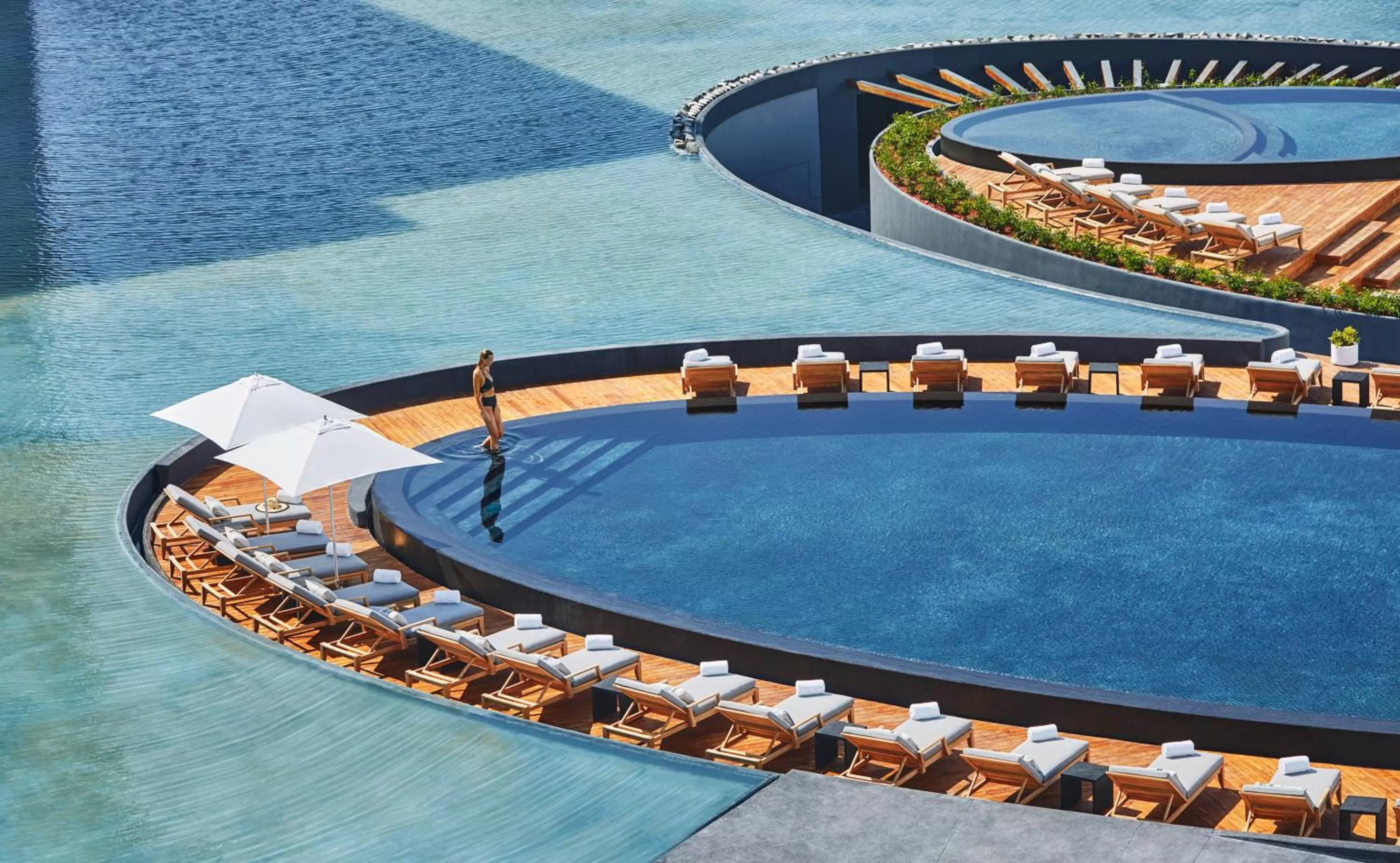 Swimming pool in Viceroy Los Cabos