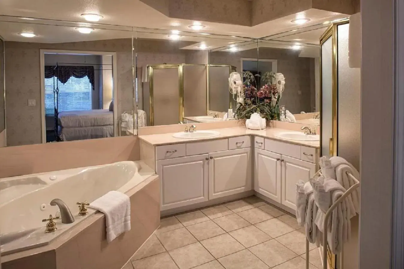 Bathroom in French Quarter Resort