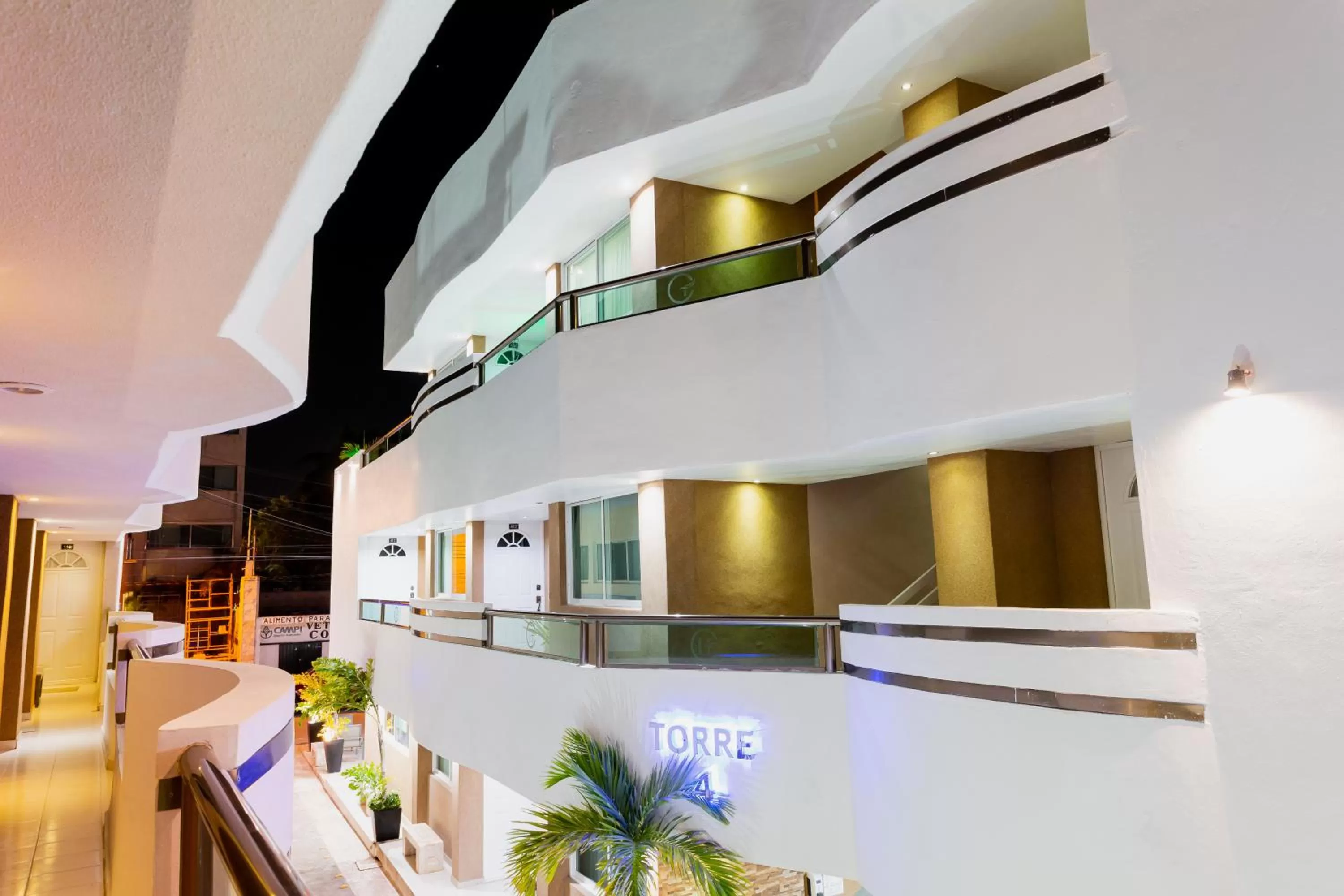 Hotel & Suites Country Valladolid