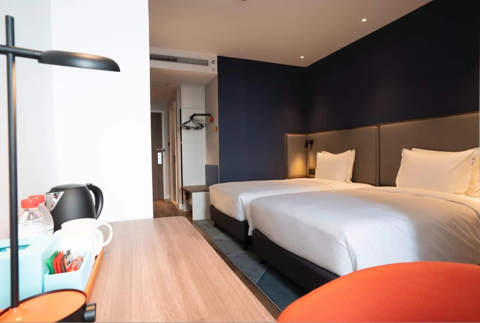 Bed in Holiday Inn Express Yangjiang City Center by IHG Bed in Holiday Inn Express Yangjiang City Center by IHG