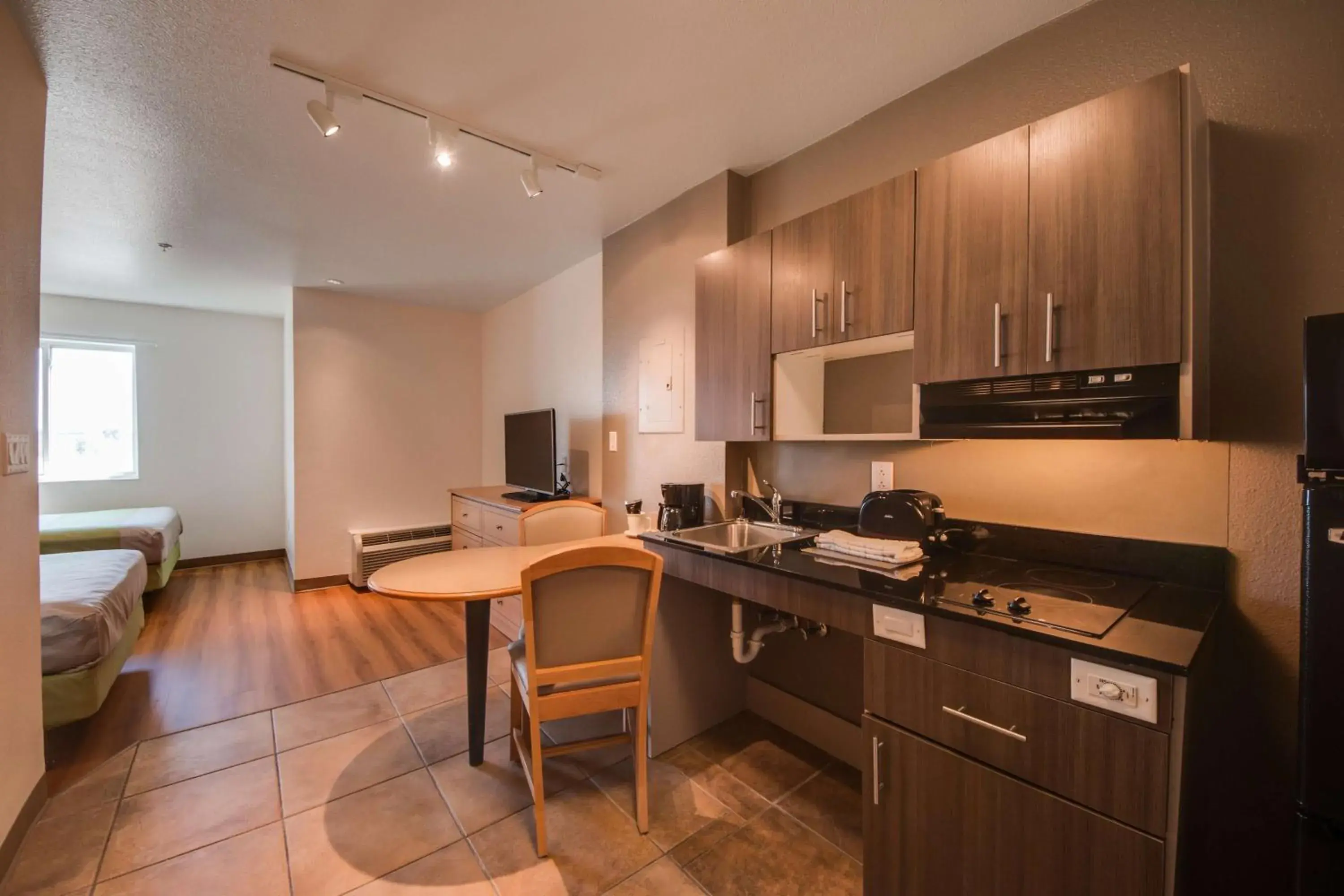 Photo of the whole room, Kitchen/Kitchenette in Studio 6-Brownsville, TX