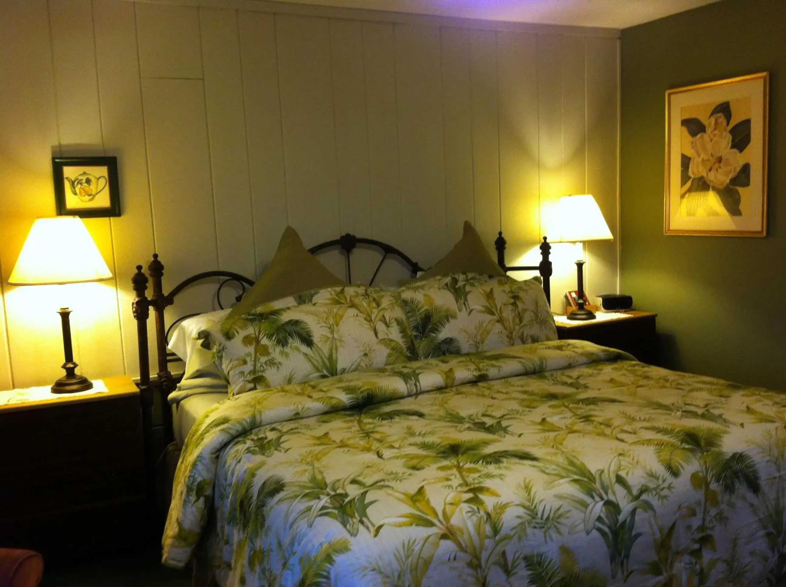 King Room with Mountain View in Deerhill Inn King Room with Mountain View in Deerhill Inn