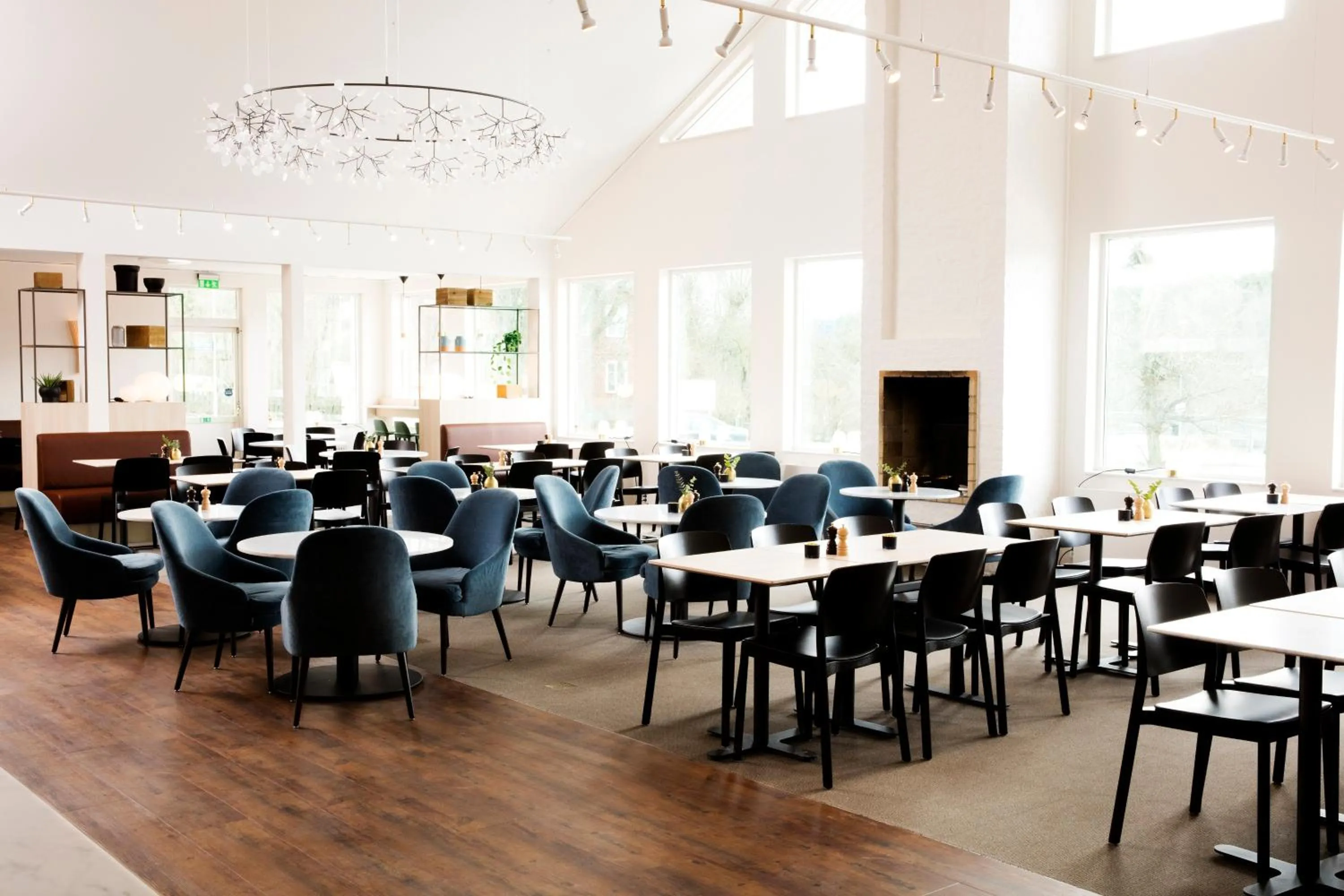 Restaurant/places to eat in Welcome Hotel Barkarby