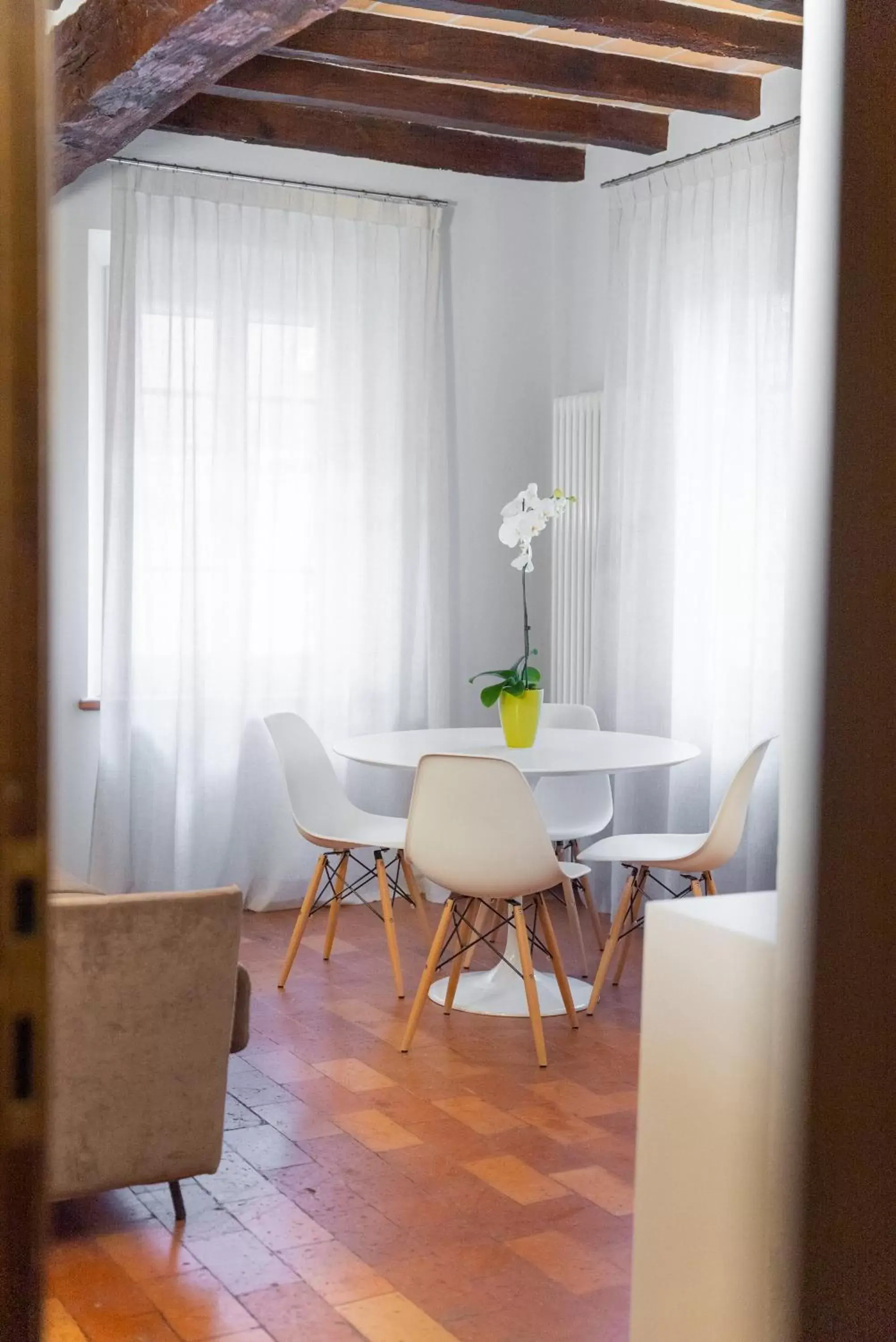 Seating area, Dining Area in Locanda Del Feudo