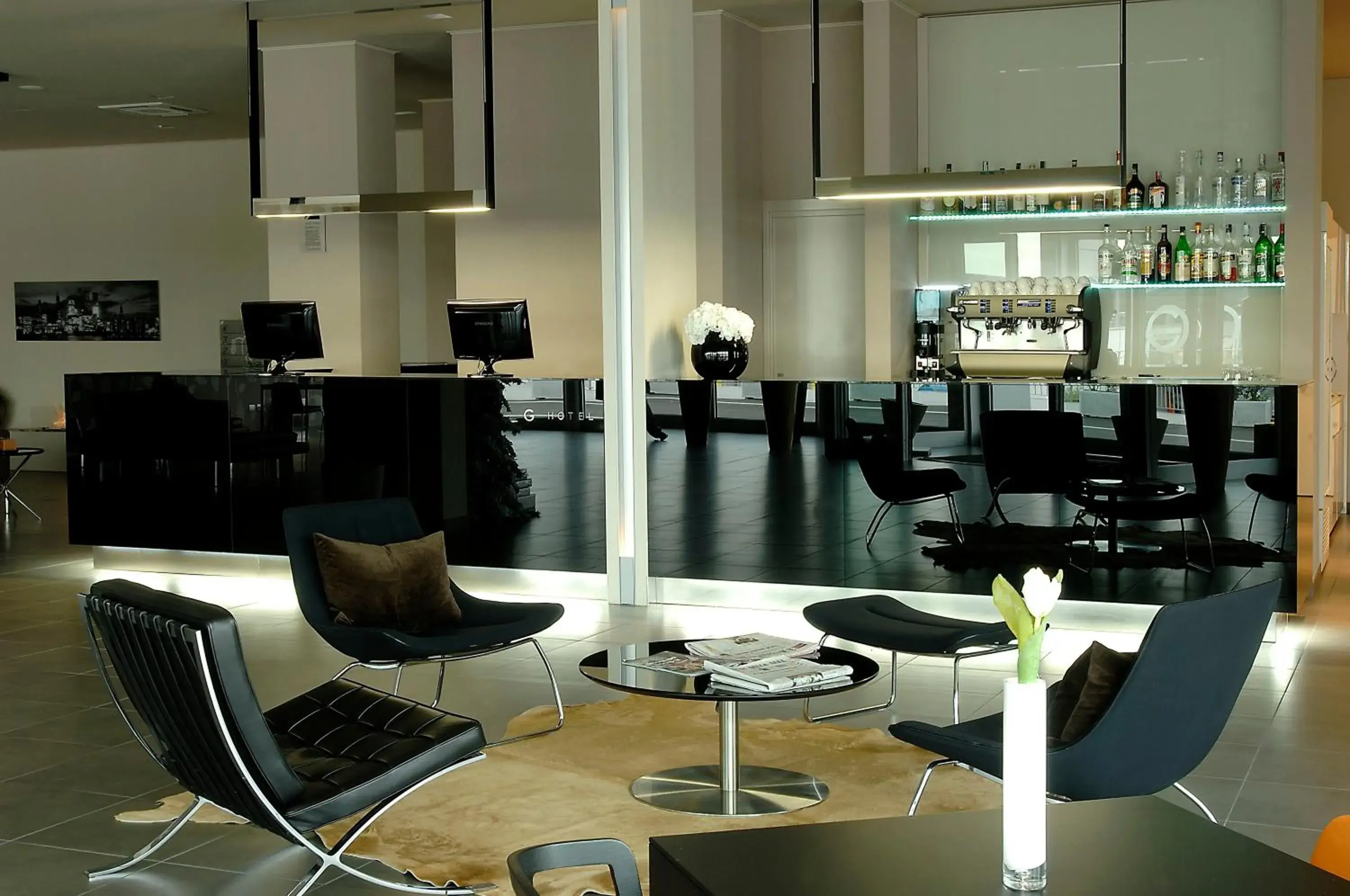 Lounge or bar in G Hotel Ancona Lounge or bar in G Hotel Ancona