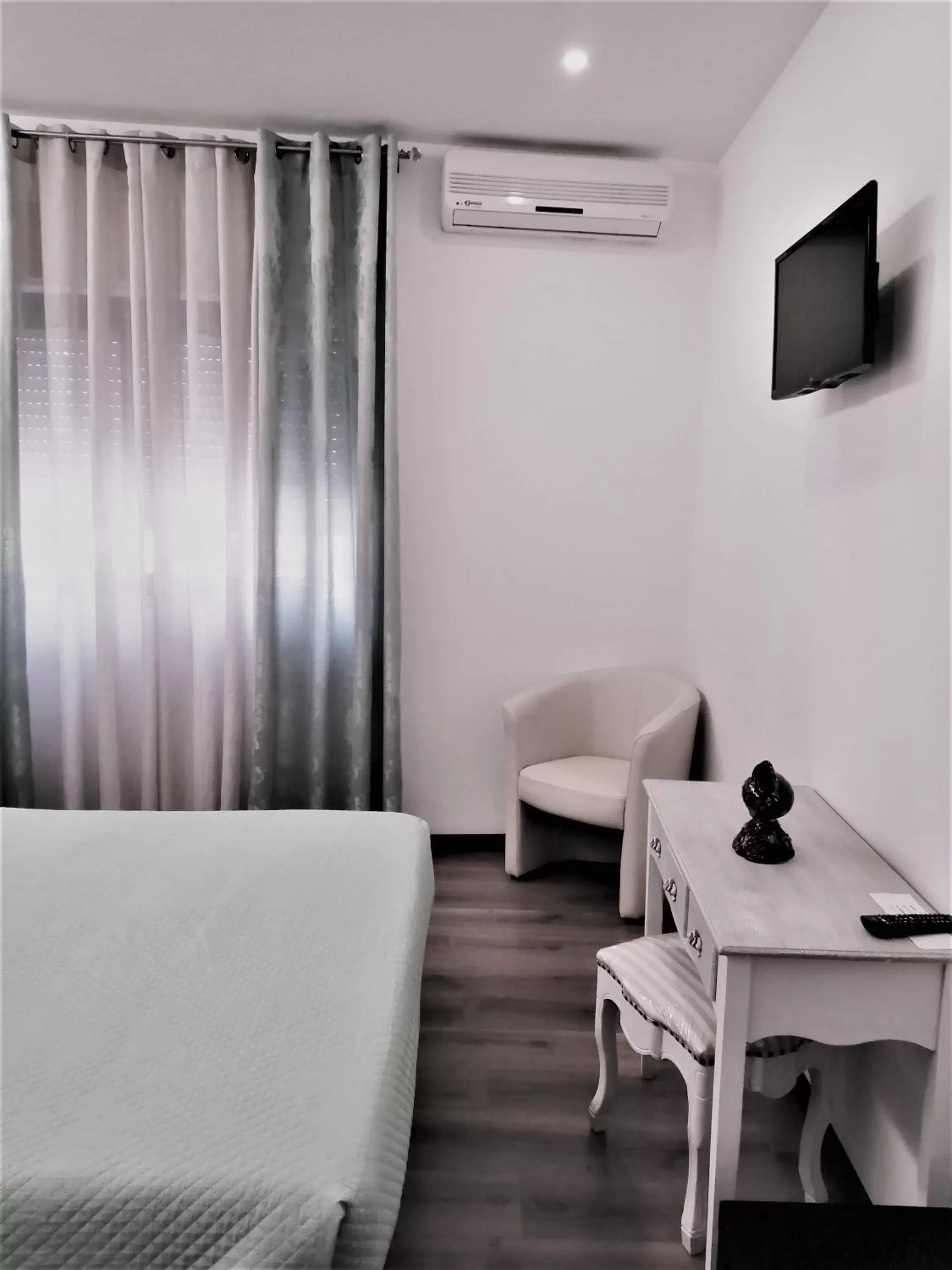 TV/Entertainment Center in Hotel Domus