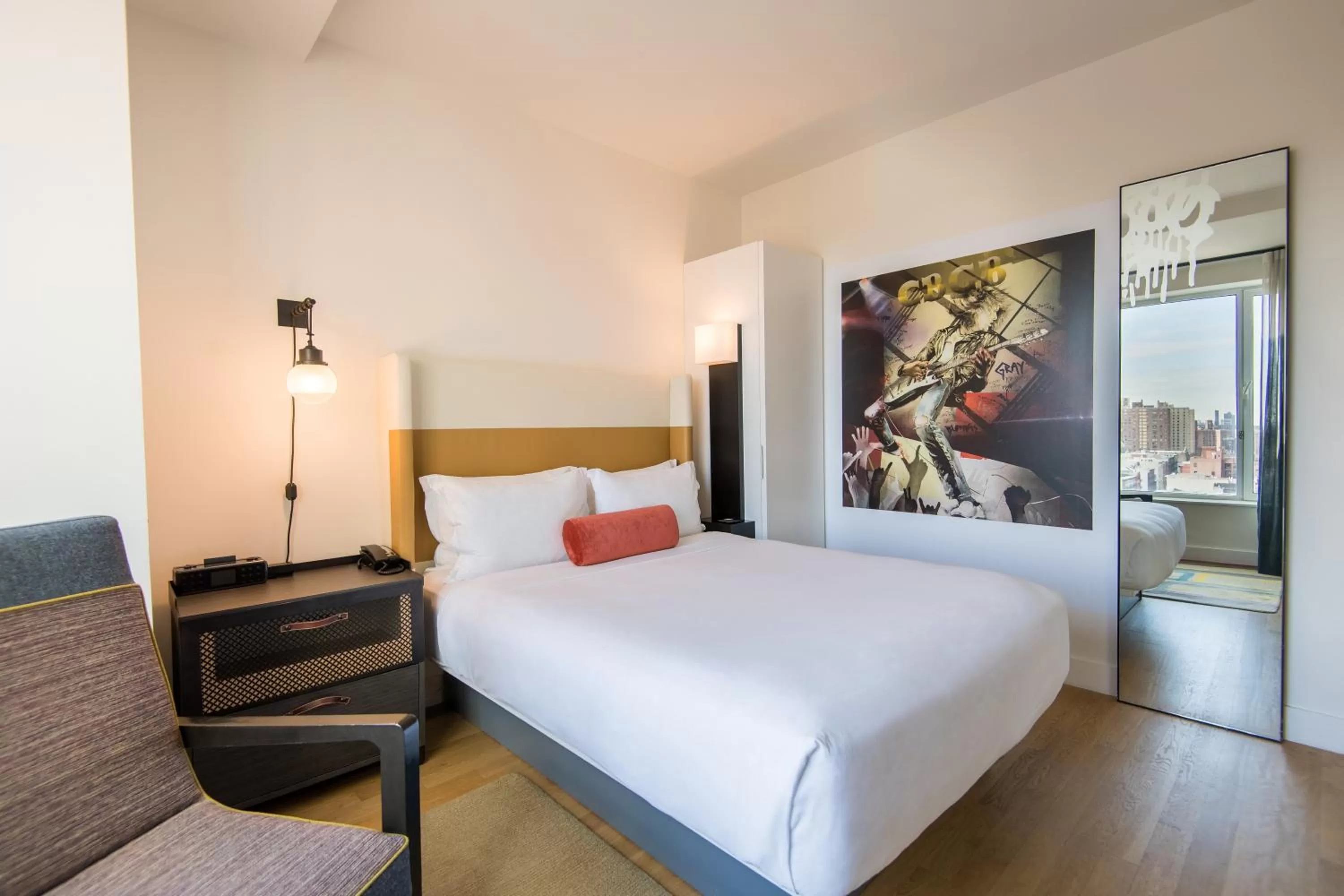 Photo of the whole room, Bed in Hotel Indigo Lower East Side New York by IHG