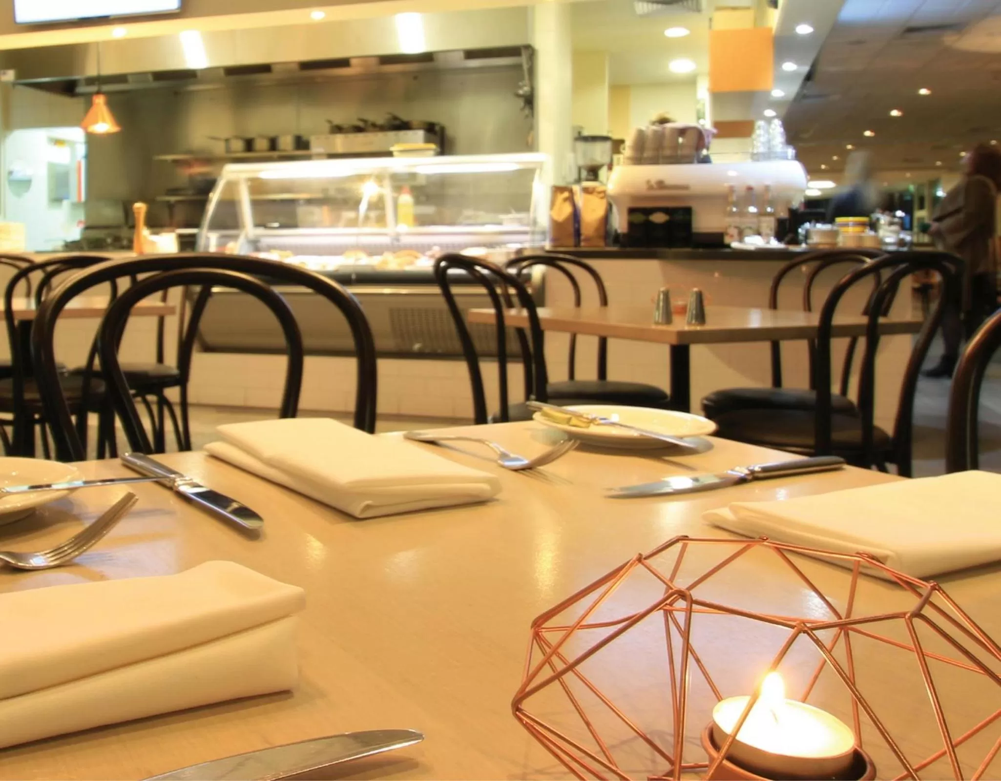 Restaurant/places to eat in Fairways Resort