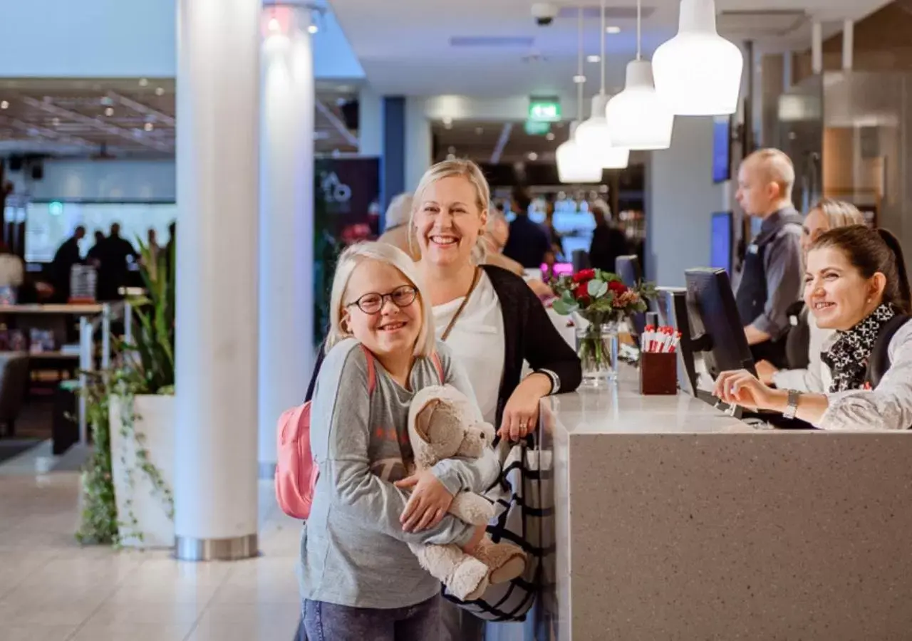 People in Original Sokos Hotel Alexandra Jyväskylä