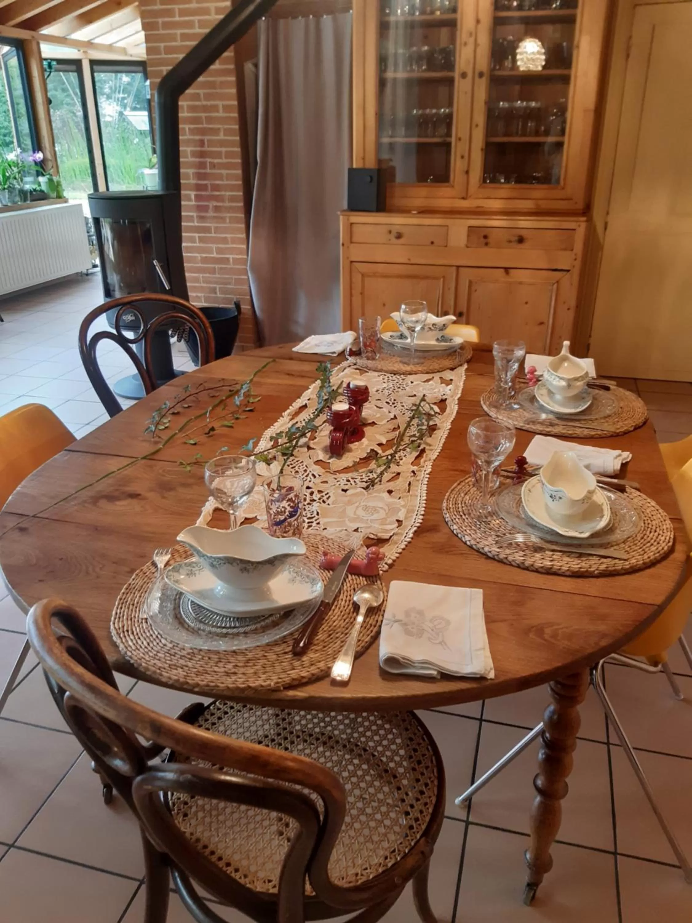 Dining Area in le buisson de la gariole ,chambre rhétaise