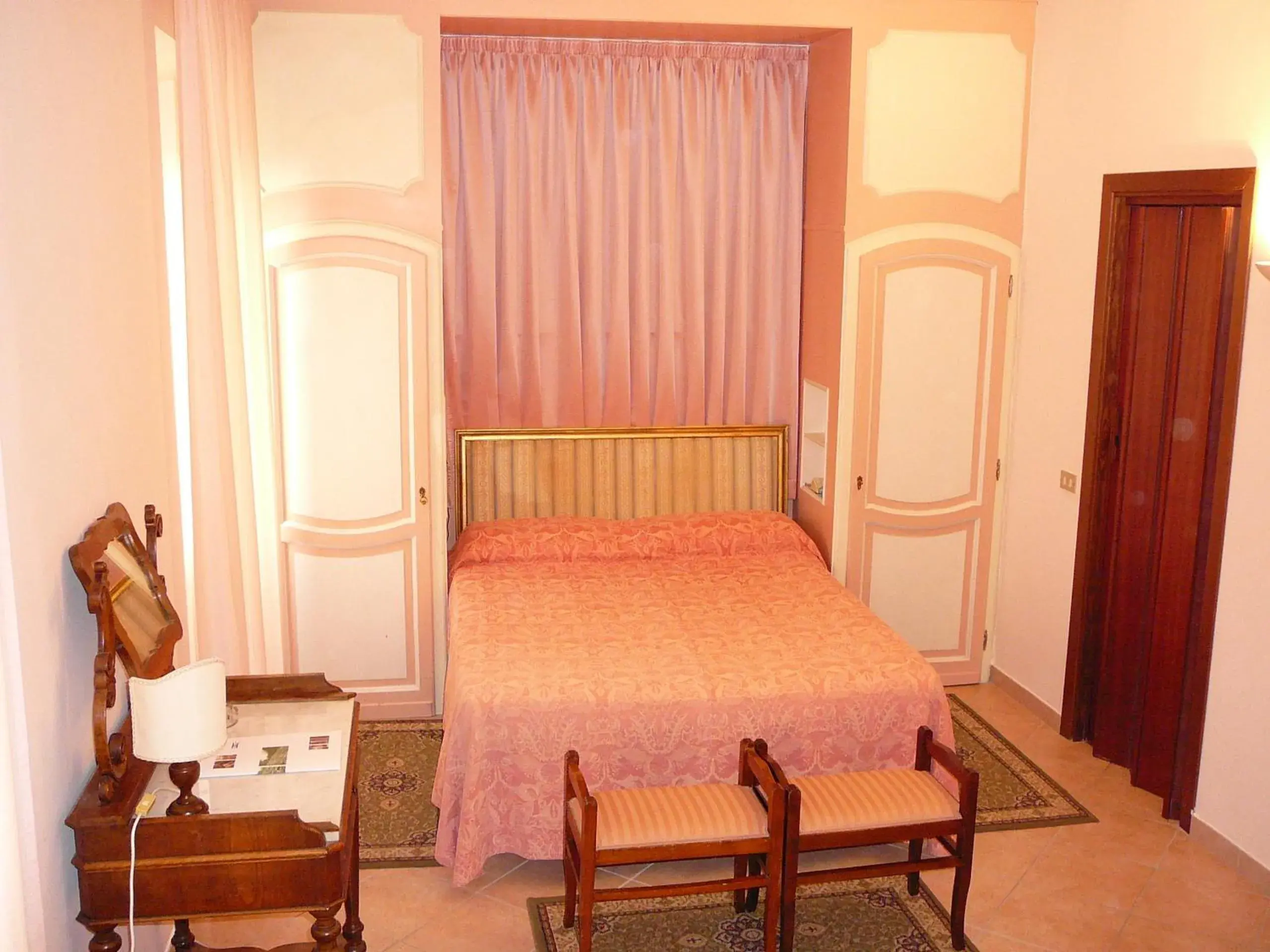 Bedroom, Bed in Hotel Umbra