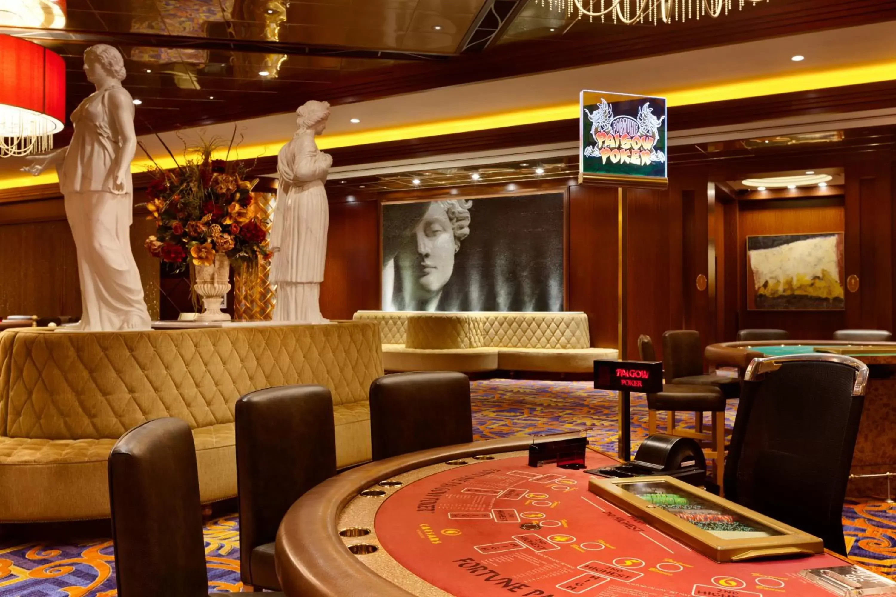 Casino, Lounge/Bar in Caesars Windsor Hotel and Casino