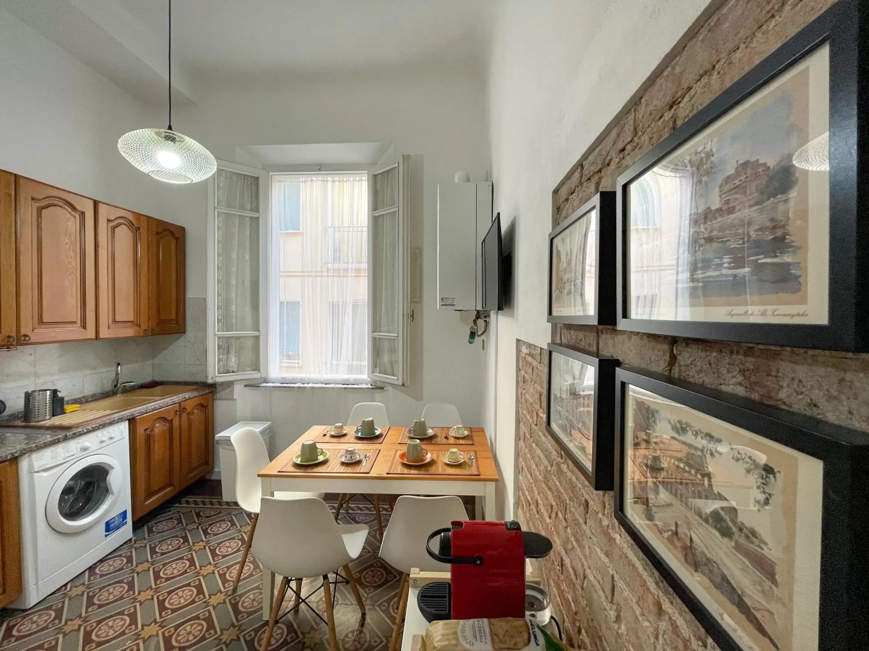 Kitchen or kitchenette, Dining Area in La Casa di Eli