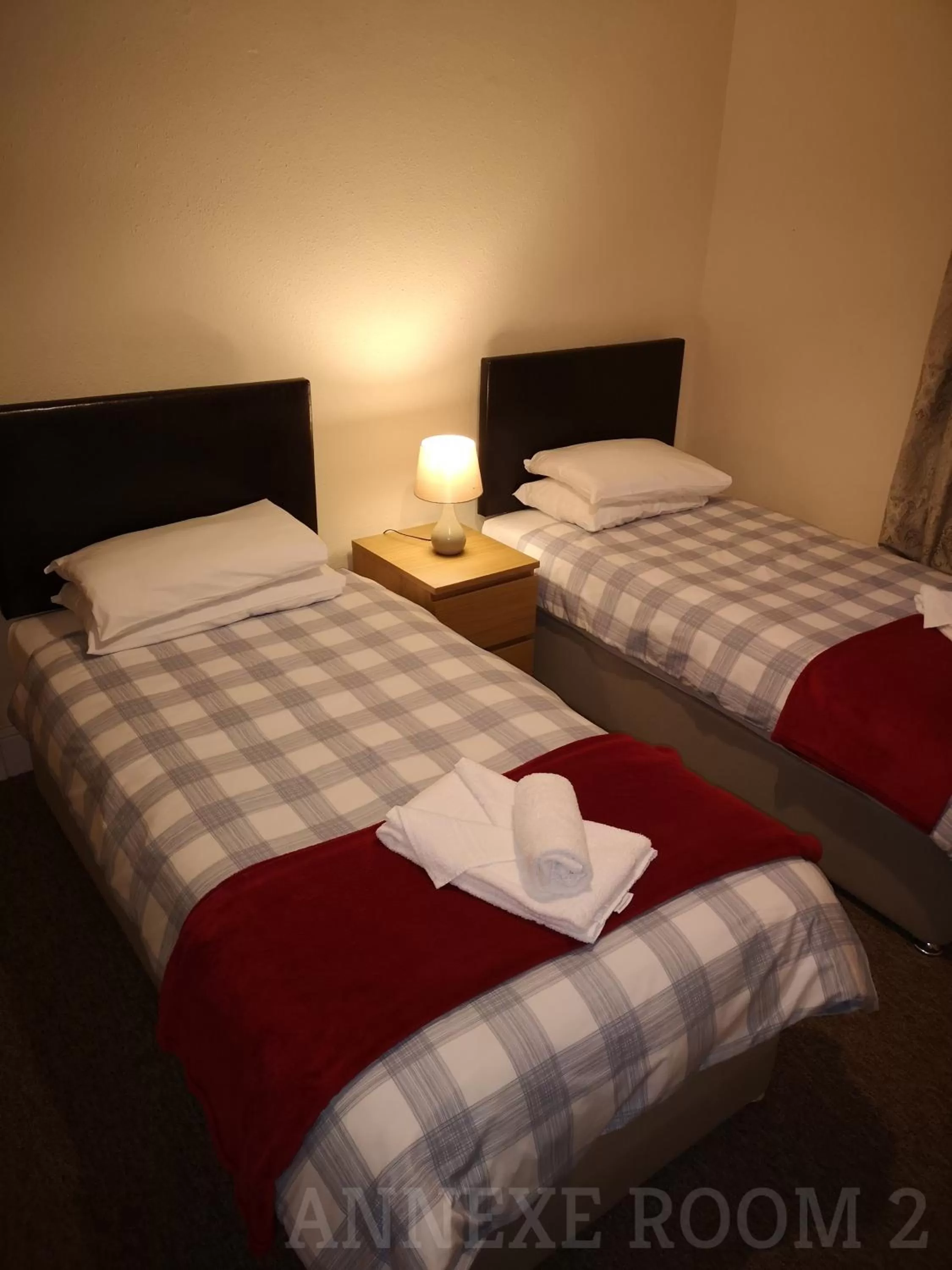 Bedroom, Bed in Westgate Hotel