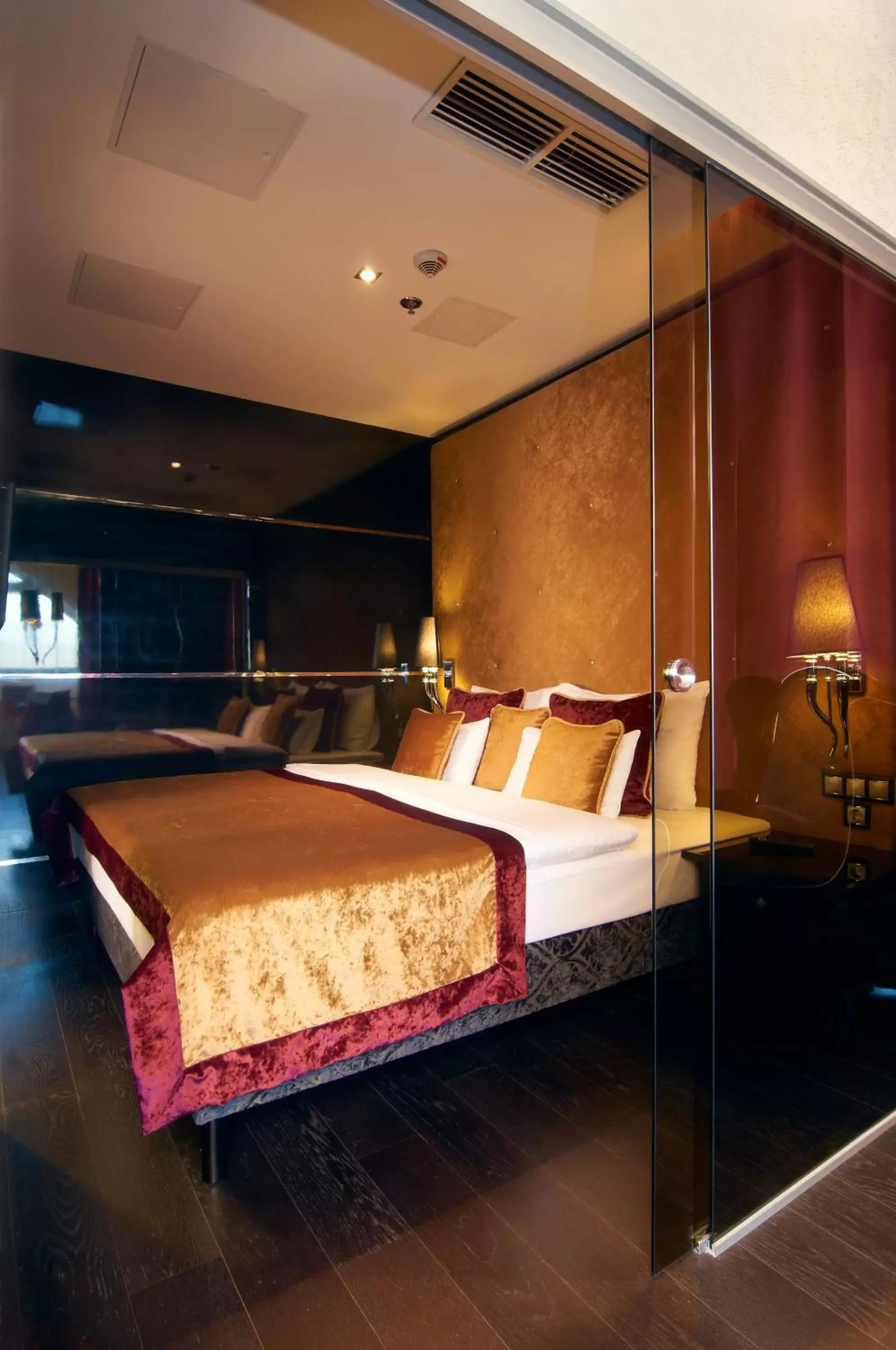 Bed in Mirage Medic Hotel Bed in Mirage Medic Hotel