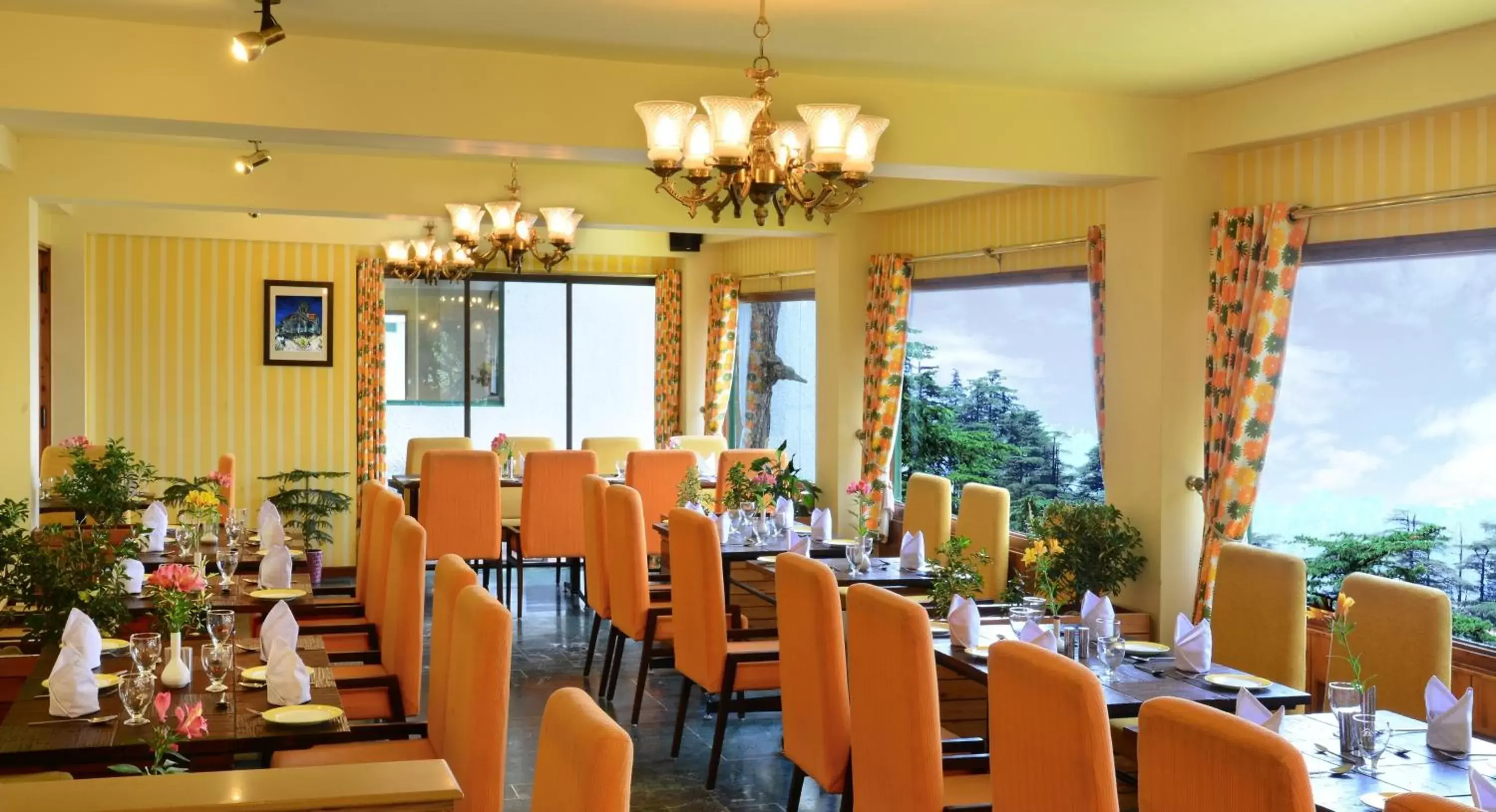 Restaurant/places to eat in Honeymoon Inn Shimla Restaurant/places to eat in Honeymoon Inn Shimla