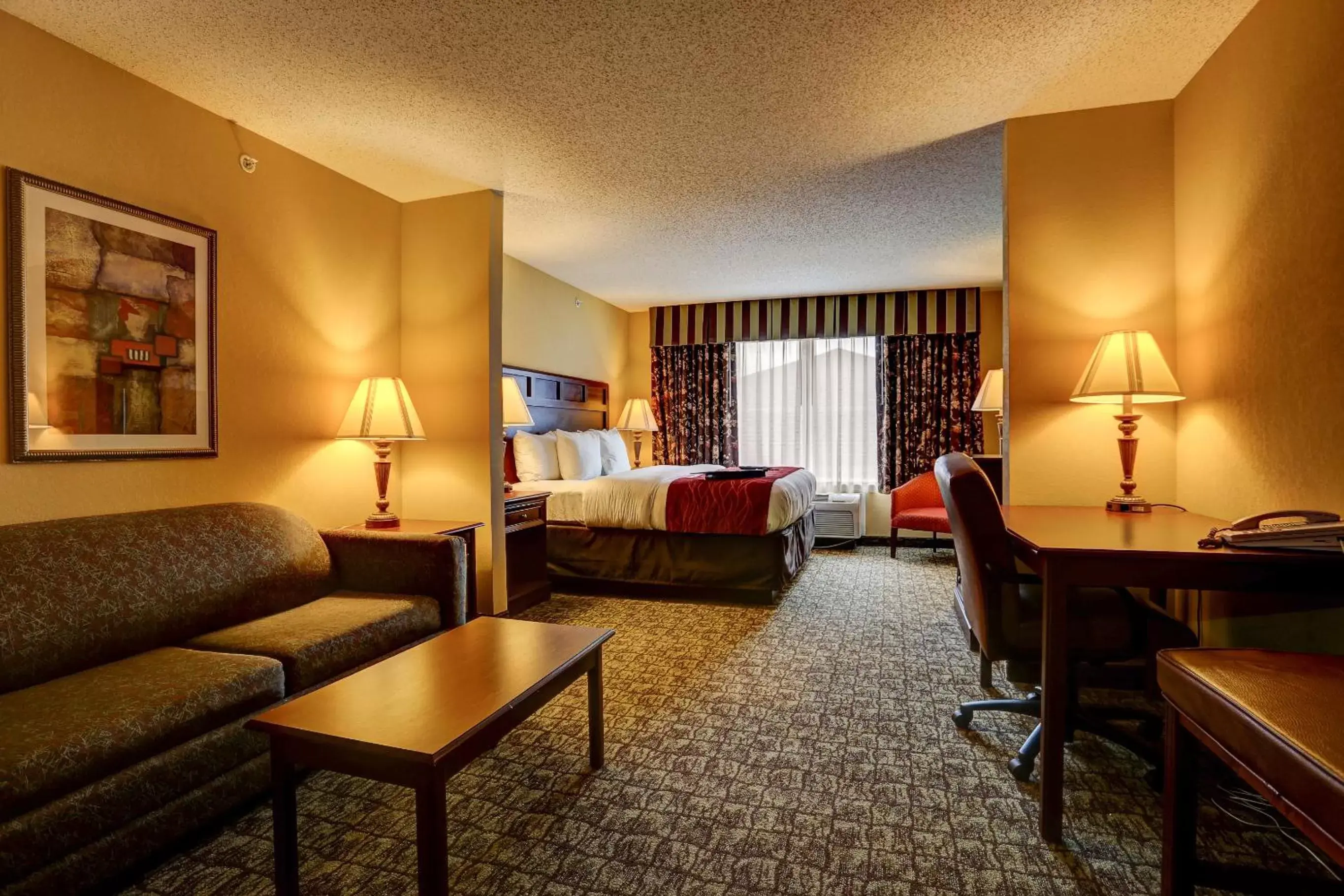 King Suite in Comfort Inn & Suites Blytheville