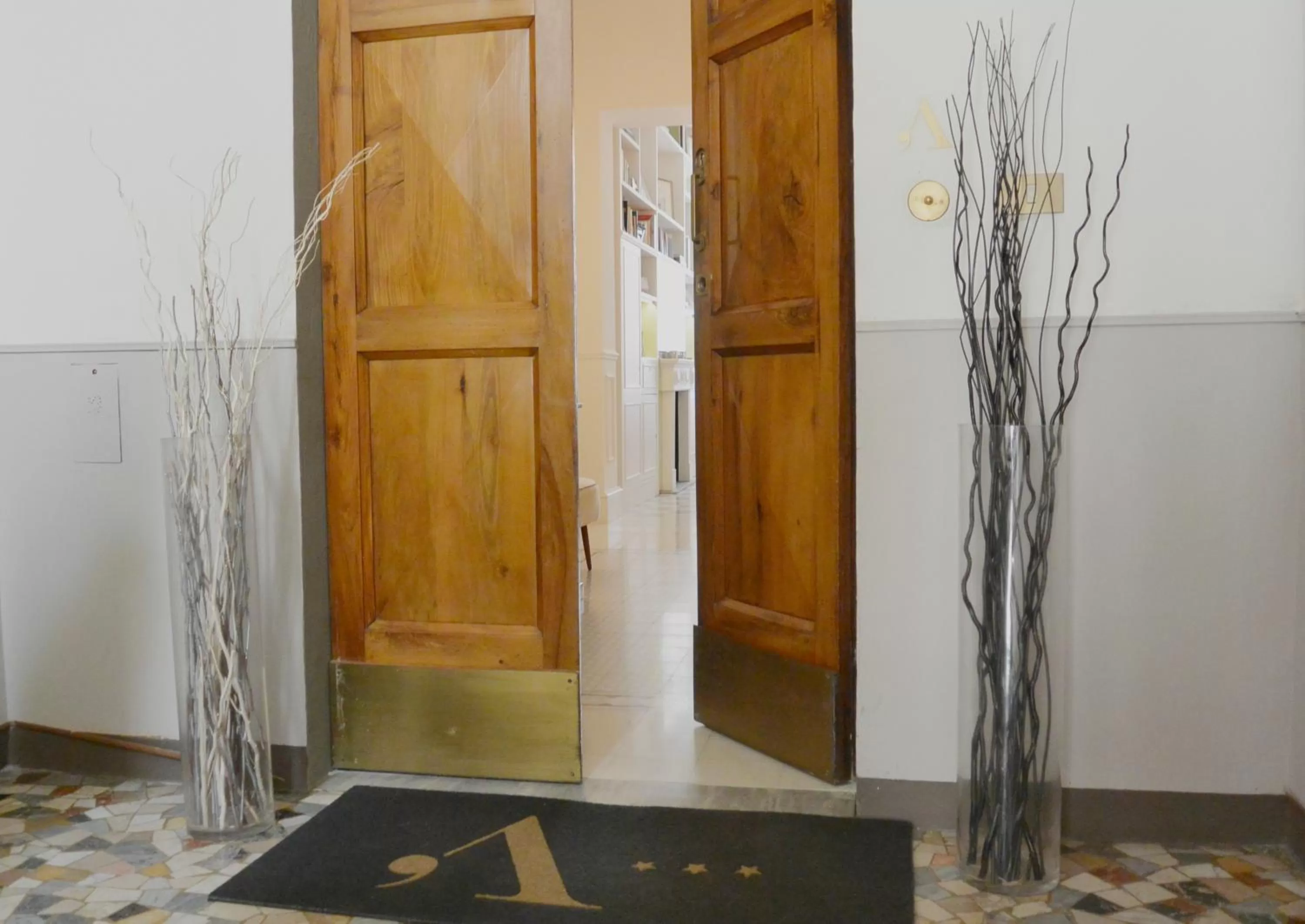 Facade/entrance in Alfieri9