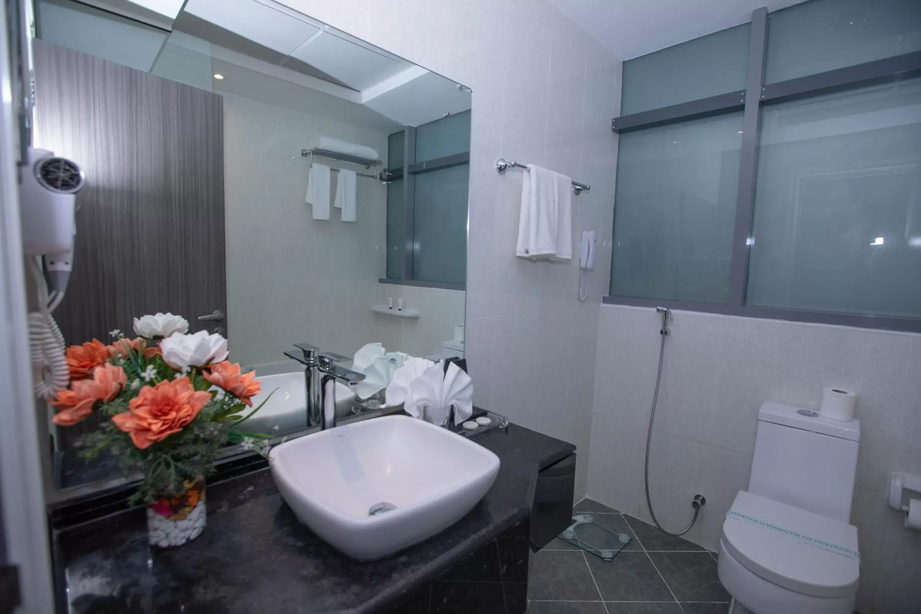 Bathroom in Fortis Hotel Fujairah