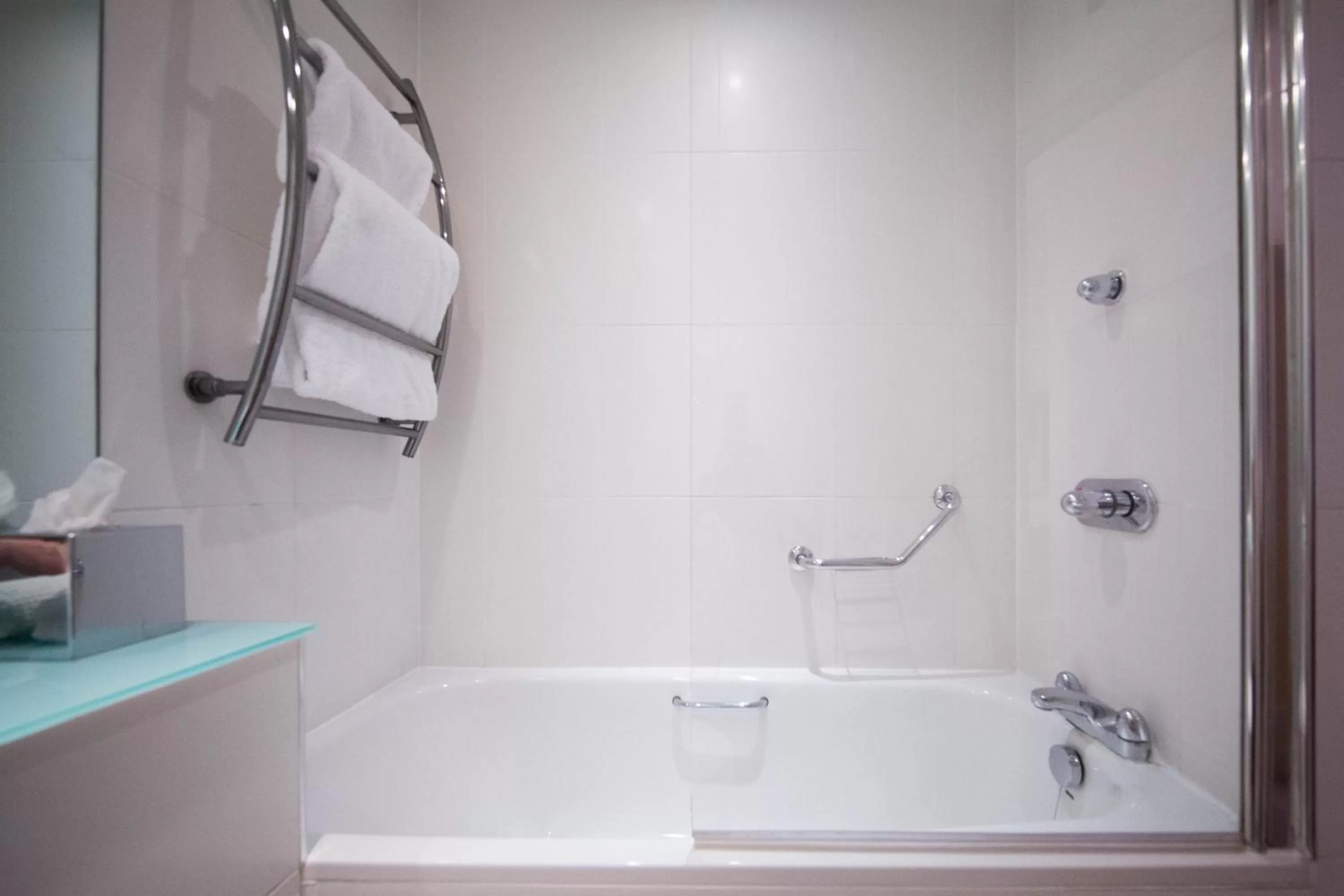 Twin Room  in The Met Hotel Leeds - Newly Refurbished